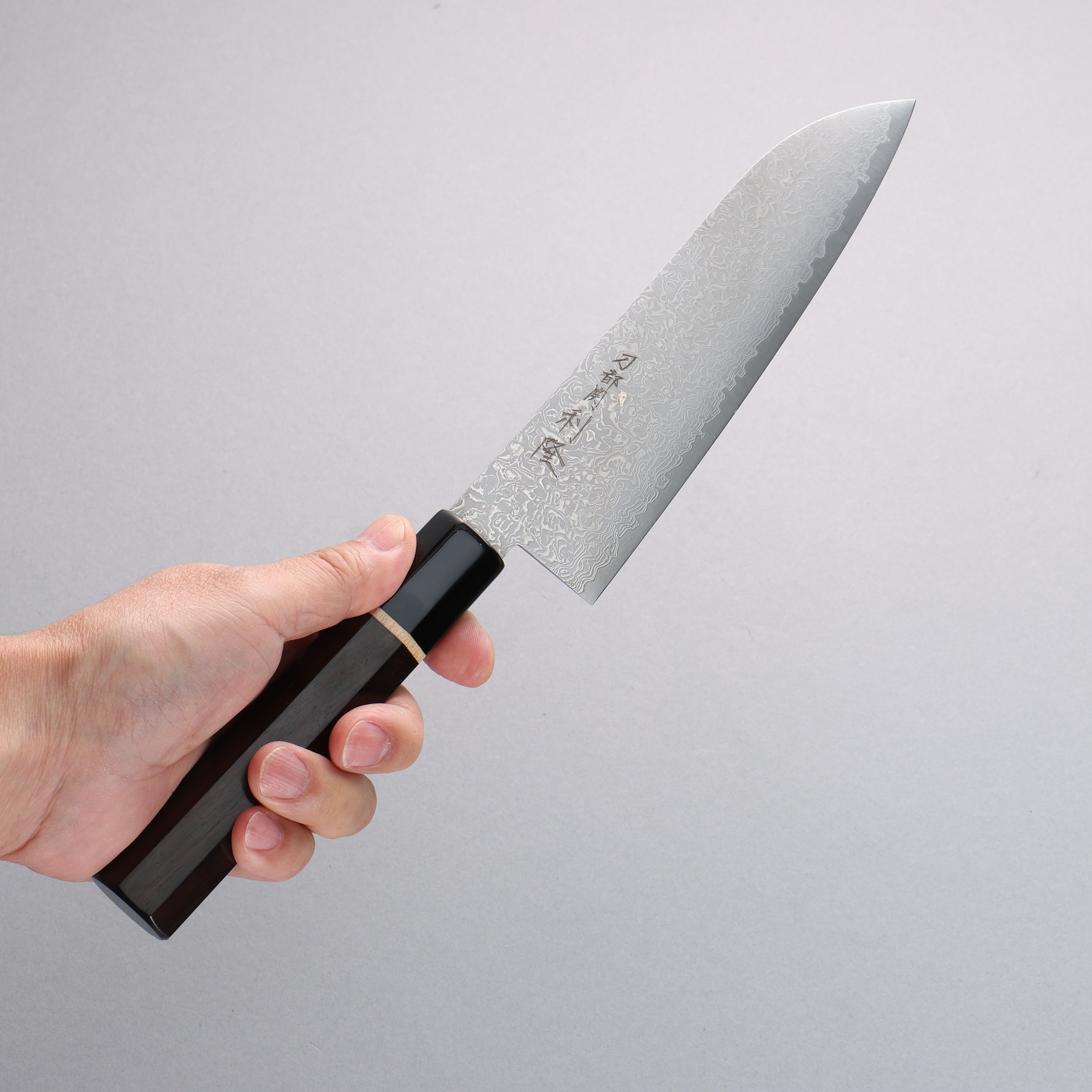 Toshitaka Seisuke VG10 65 Layer Damascus Santoku 180mm Ebony (Maple Ring and Water Buffalo Ferrule) Handle - Seisuke Knife