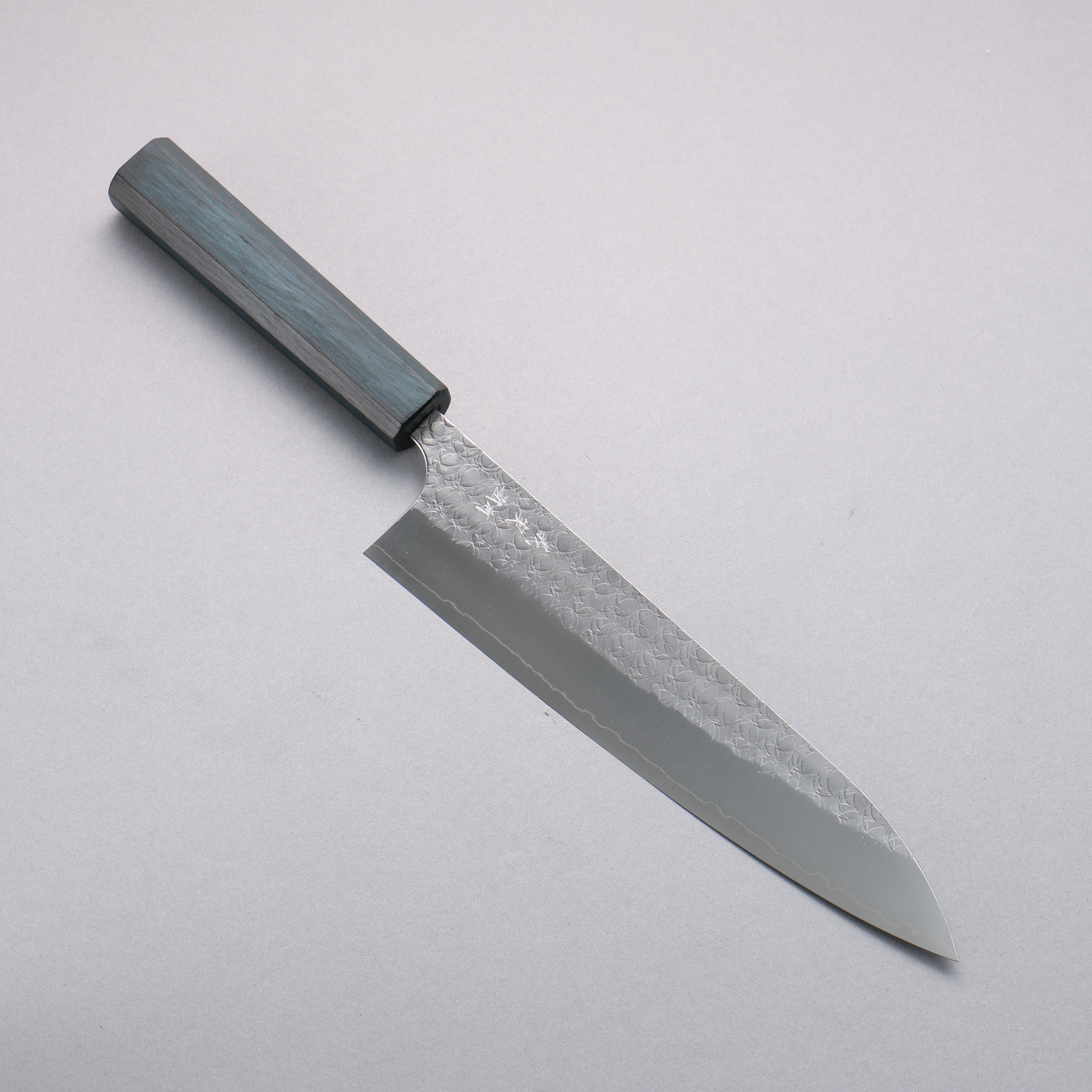 Yoshimi Kato Minamo SG2 Hammered Gyuto 210mm Indigo Dyed Oak Handle - Seisuke Knife