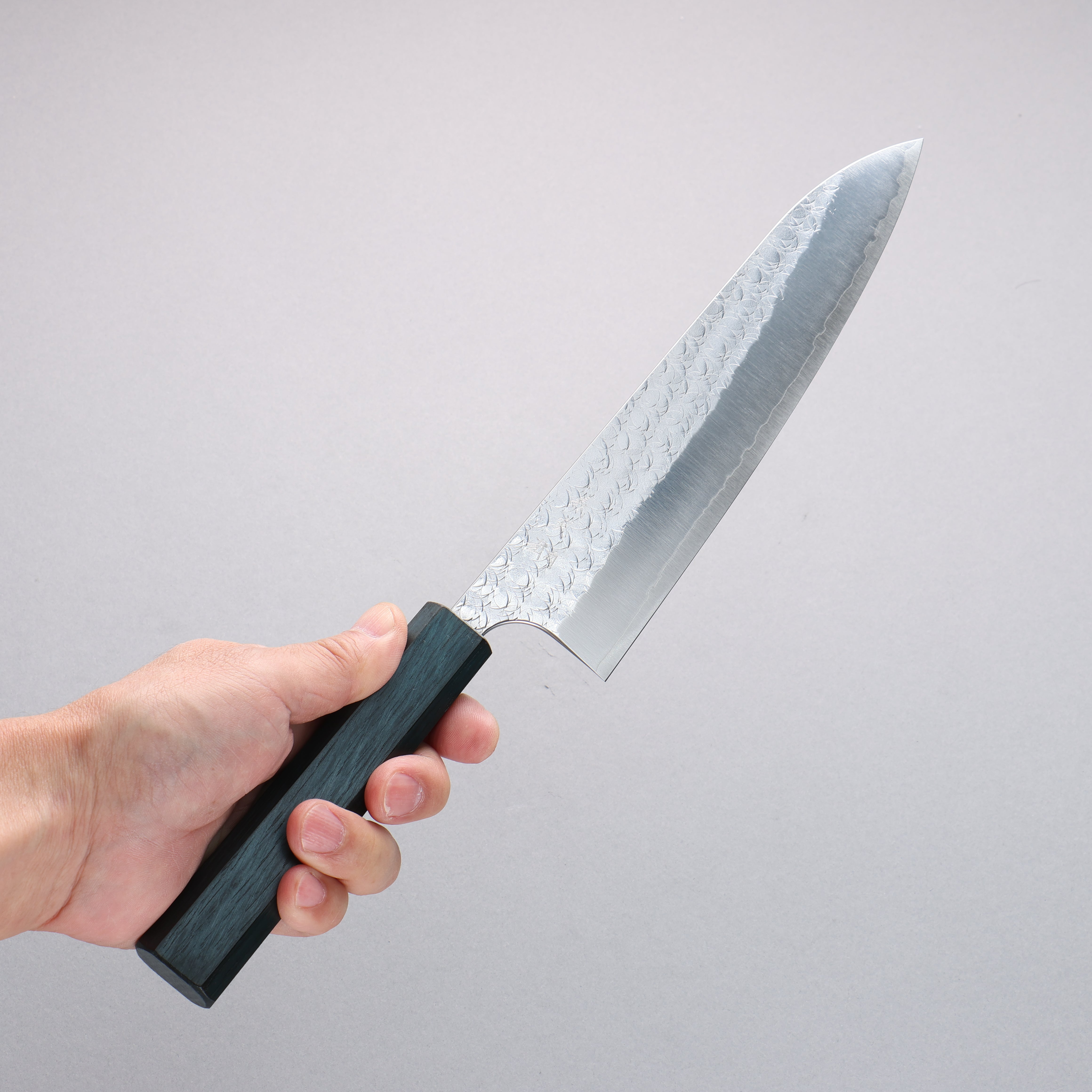 Yoshimi Kato Minamo SG2 Hammered Gyuto 210mm Indigo Dyed Oak Handle - Seisuke Knife