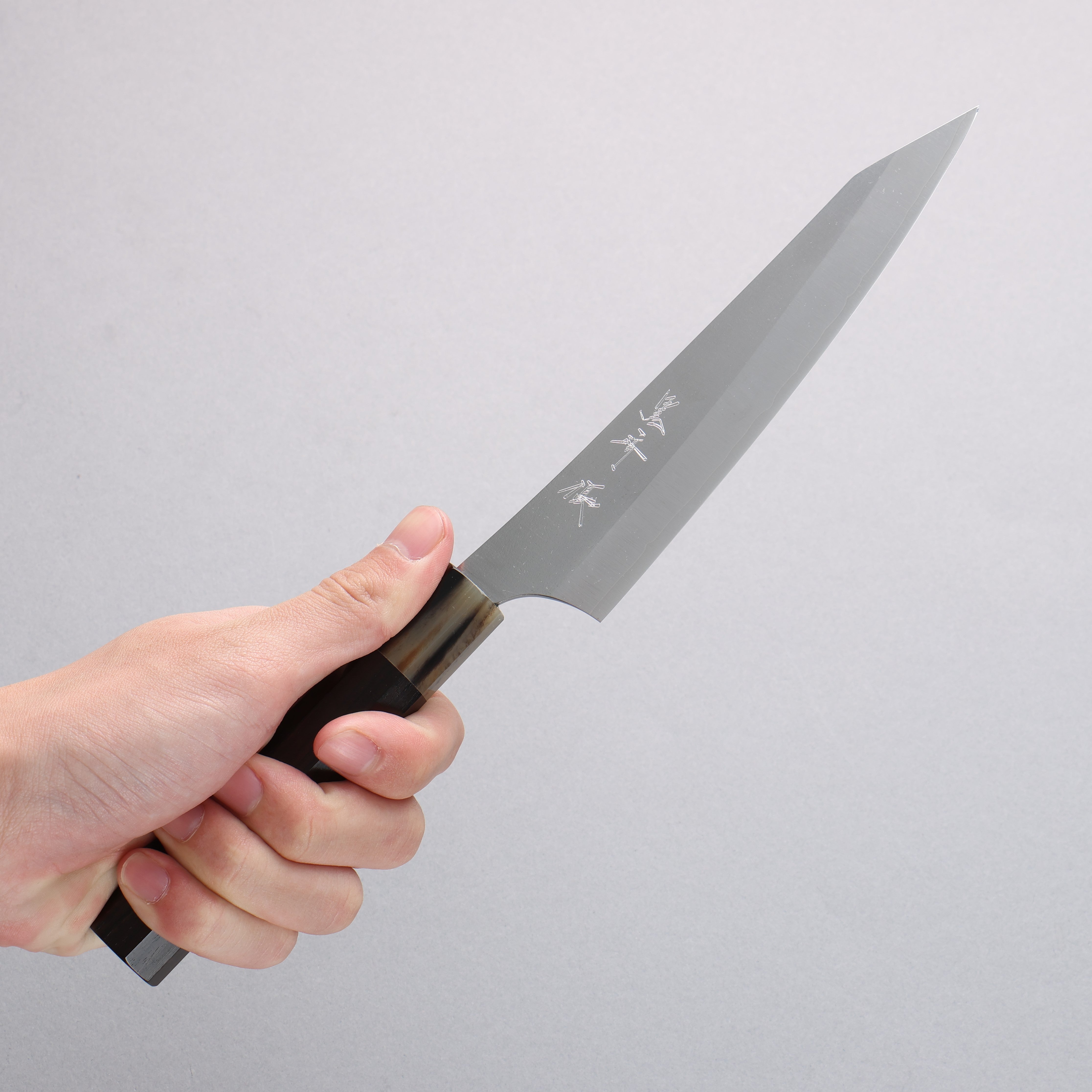 Yu Kurosaki New Gekko VG-XEOS Petty-Utility 150mm Ebony Wood & Buffalo Horn Handle - Seisuke Knife