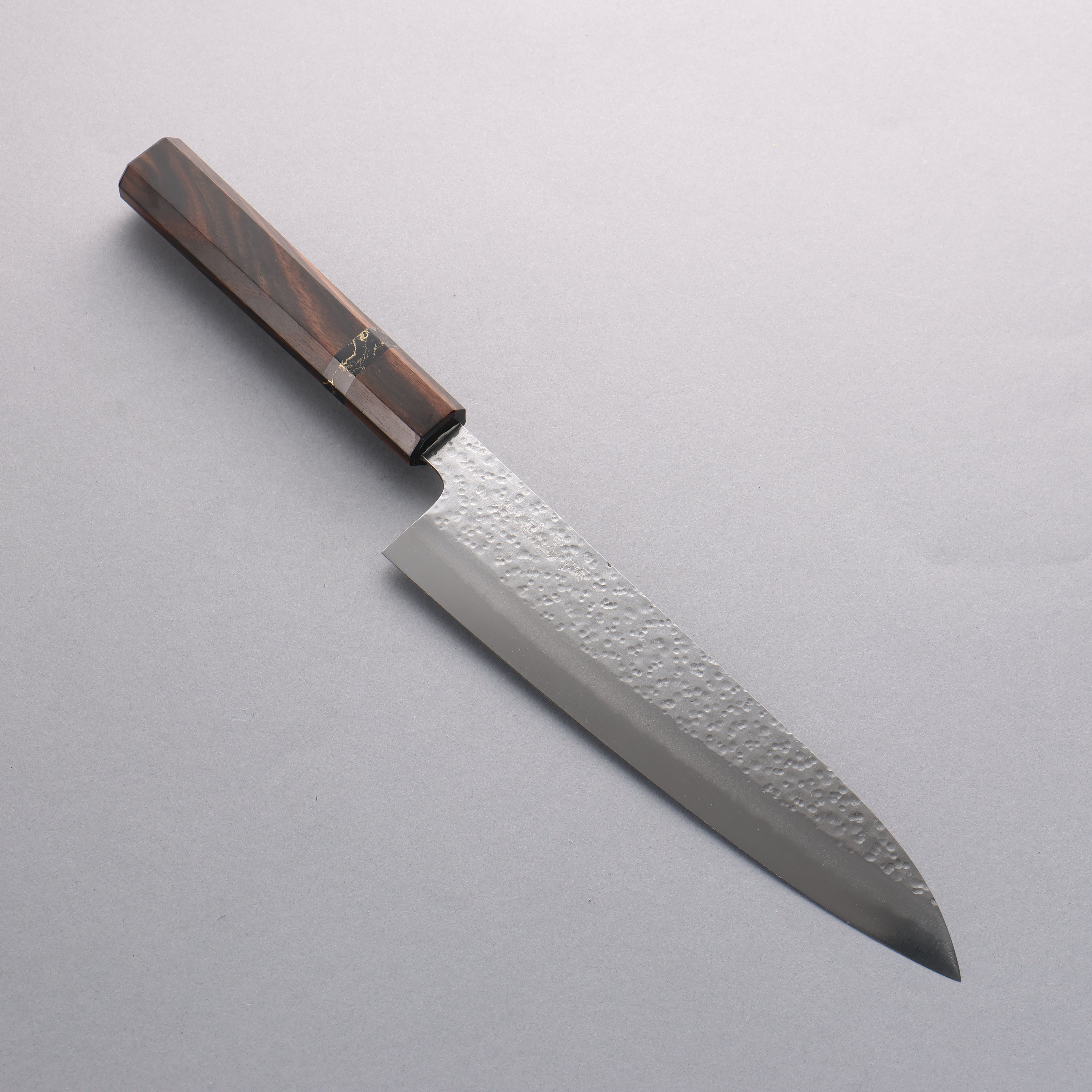 Makoto Kurosaki VG2 Coreless Hammered Gyuto 210mm Black Turquoise & Ebony Wood Handle - Seisuke Knife