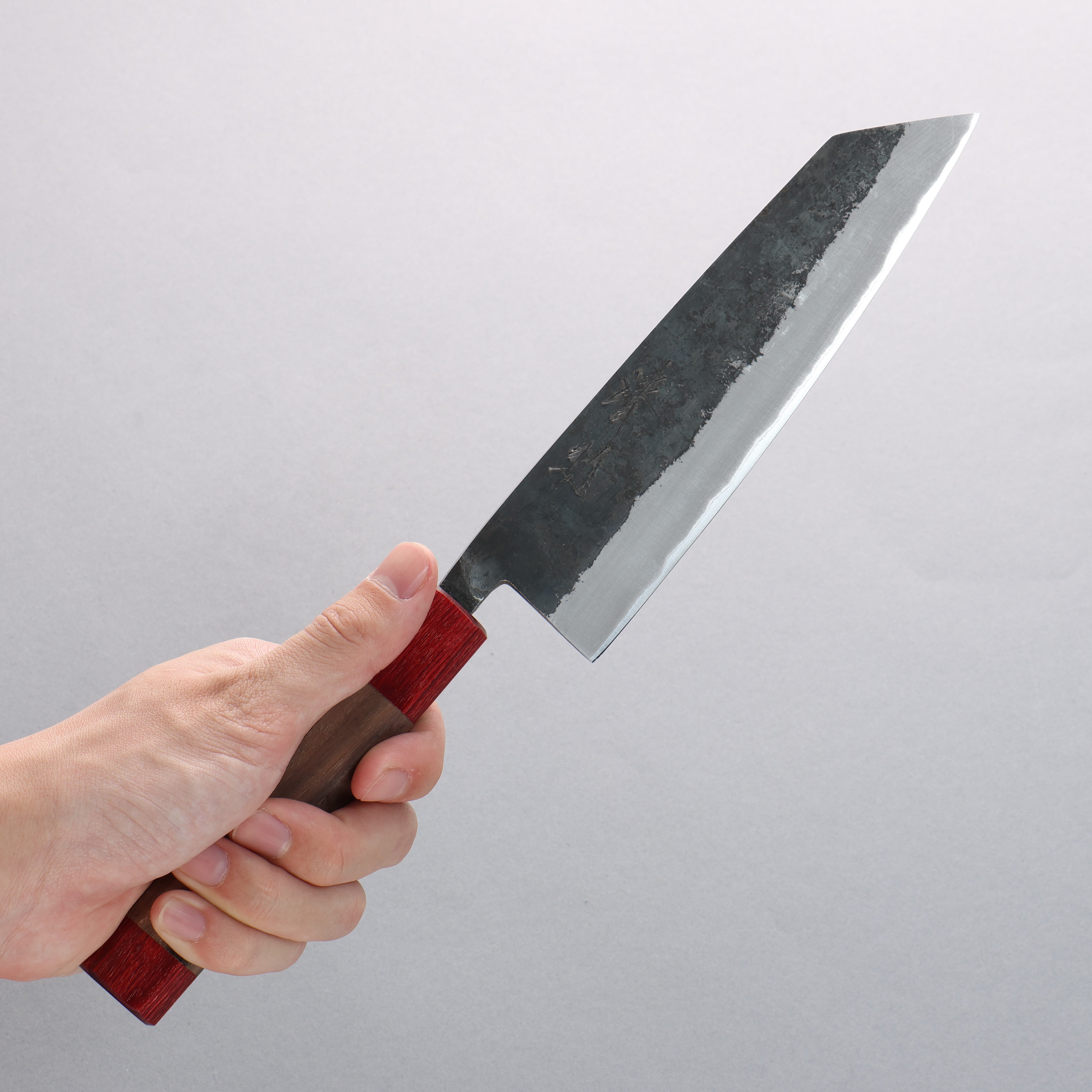Seisuke Kurumi Blue Steel Kurouchi Bunka 180mm Walnut & Double Red Pakkawood Handle - Seisuke Knife