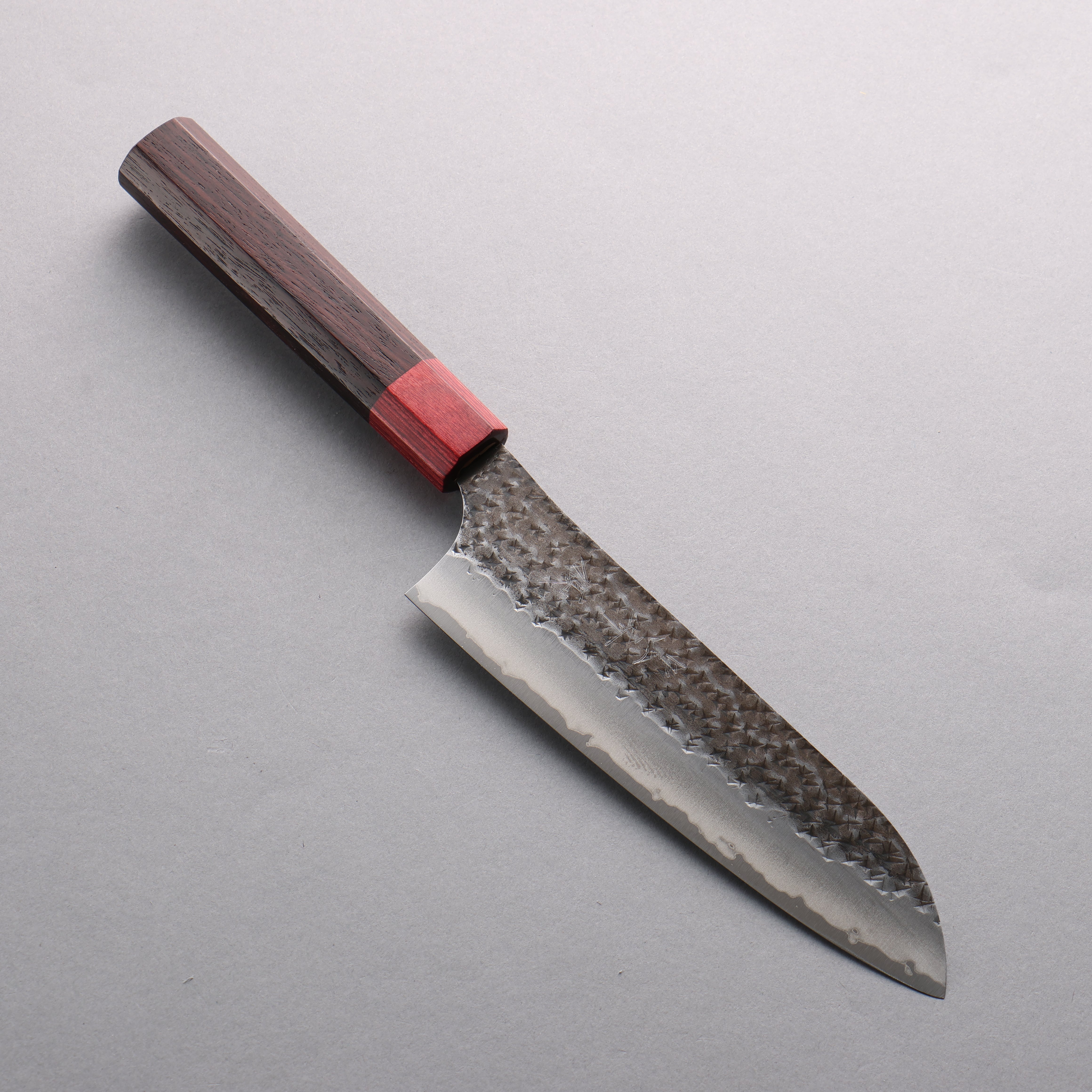 Yu Kurosaki Senko Ryu Blue Super Hammered Kurouchi Santoku 170mm Rosewood & Red Pakkawood Handle - Seisuke Knife