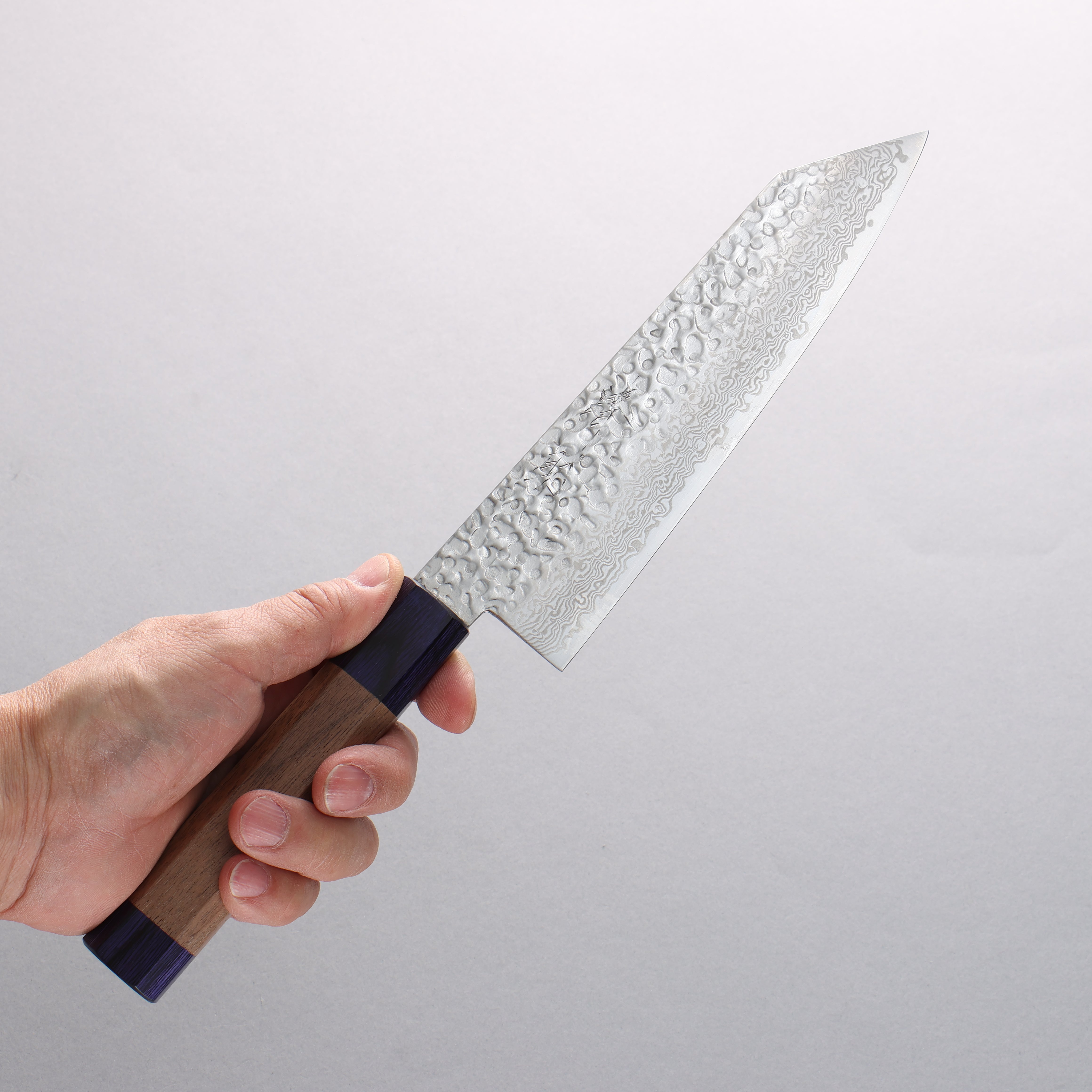 Seisuke Silver Steel No.3 Hammered Damascus Bunka 180mm Walnut (With Double Blue Pakka wood) Handle - Seisuke Knife