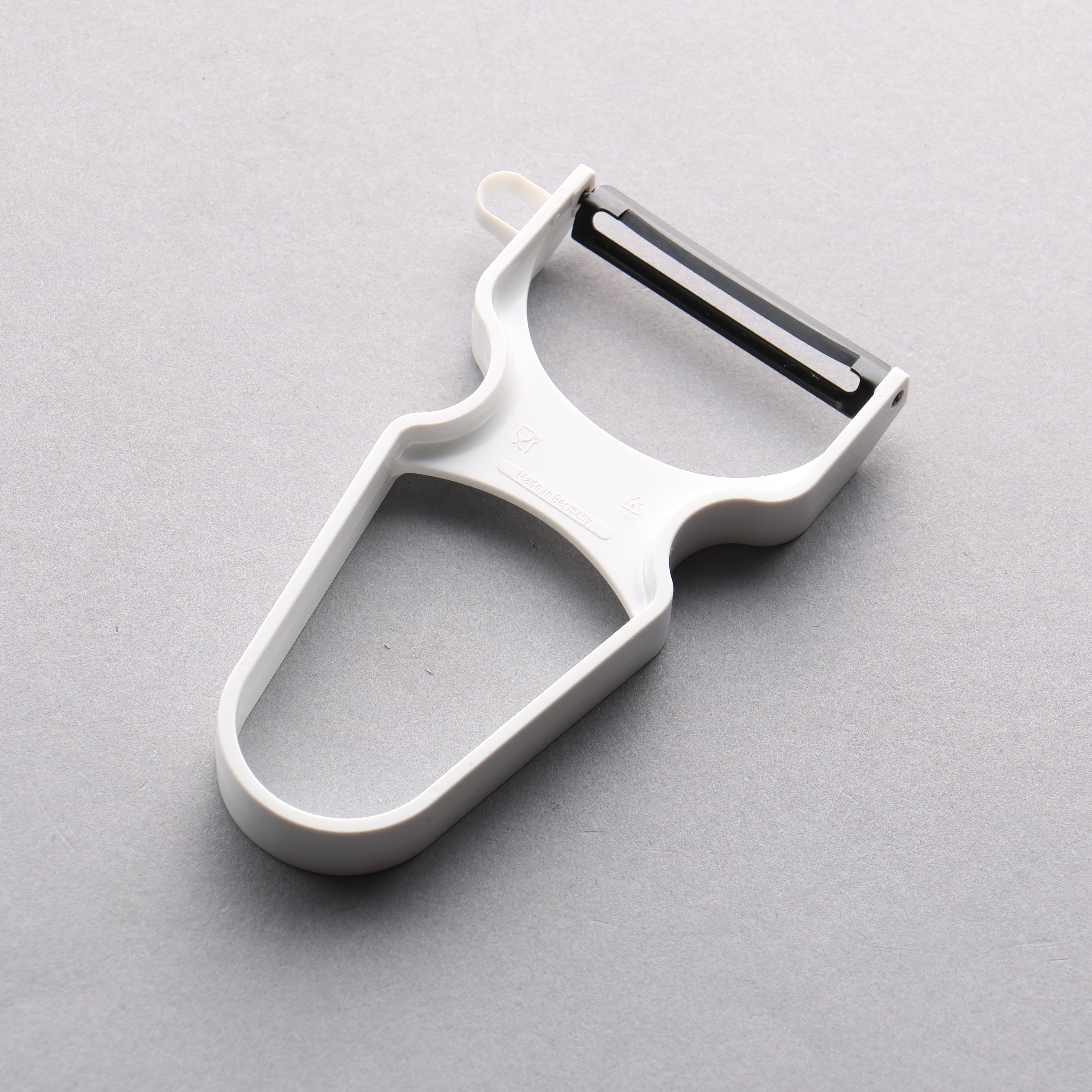 Ritter Carbon Steel Peeler - Seisuke Knife