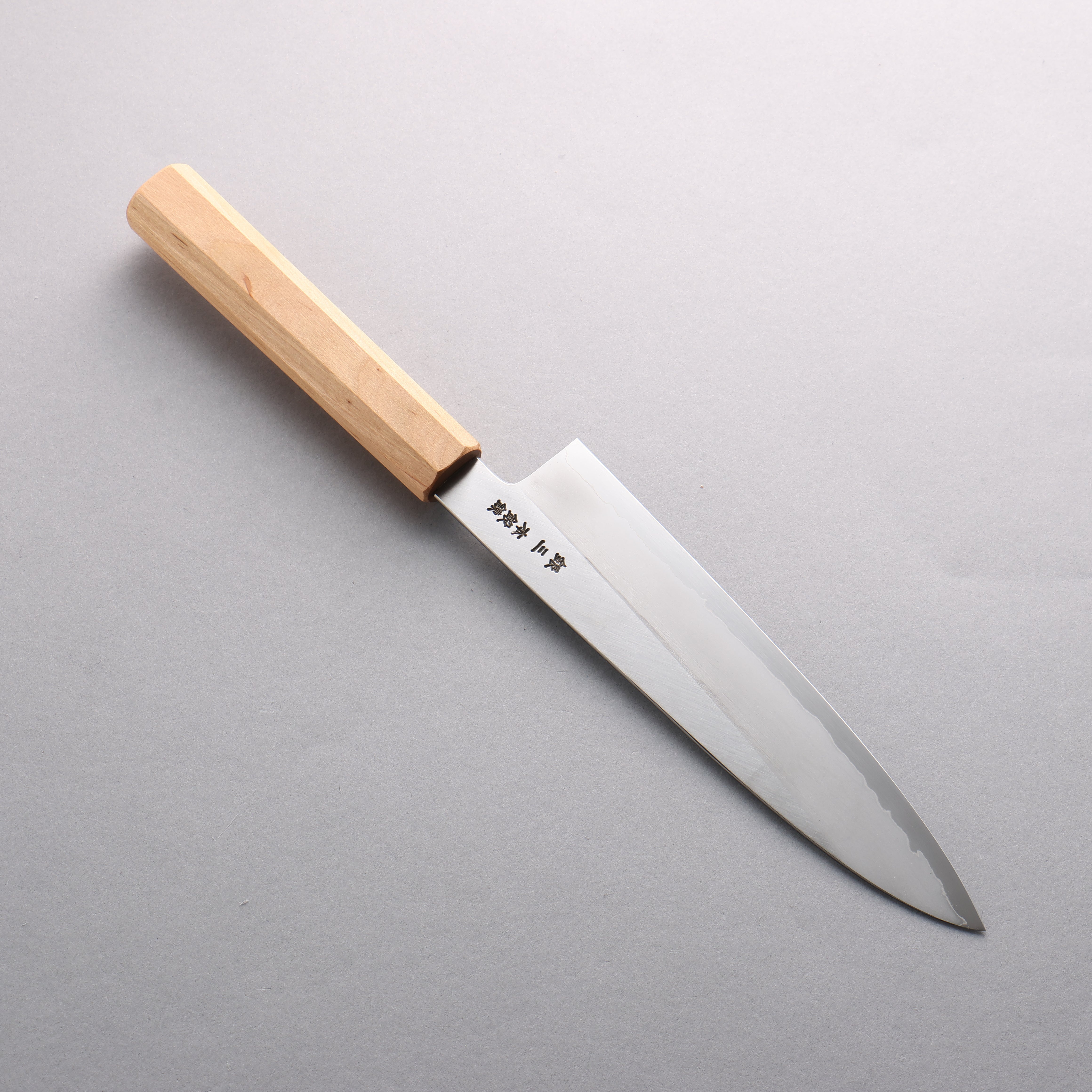 Hado Silver Steel No.3 Migaki Gyuto 210mm Cherry Handle - Seisuke Knife