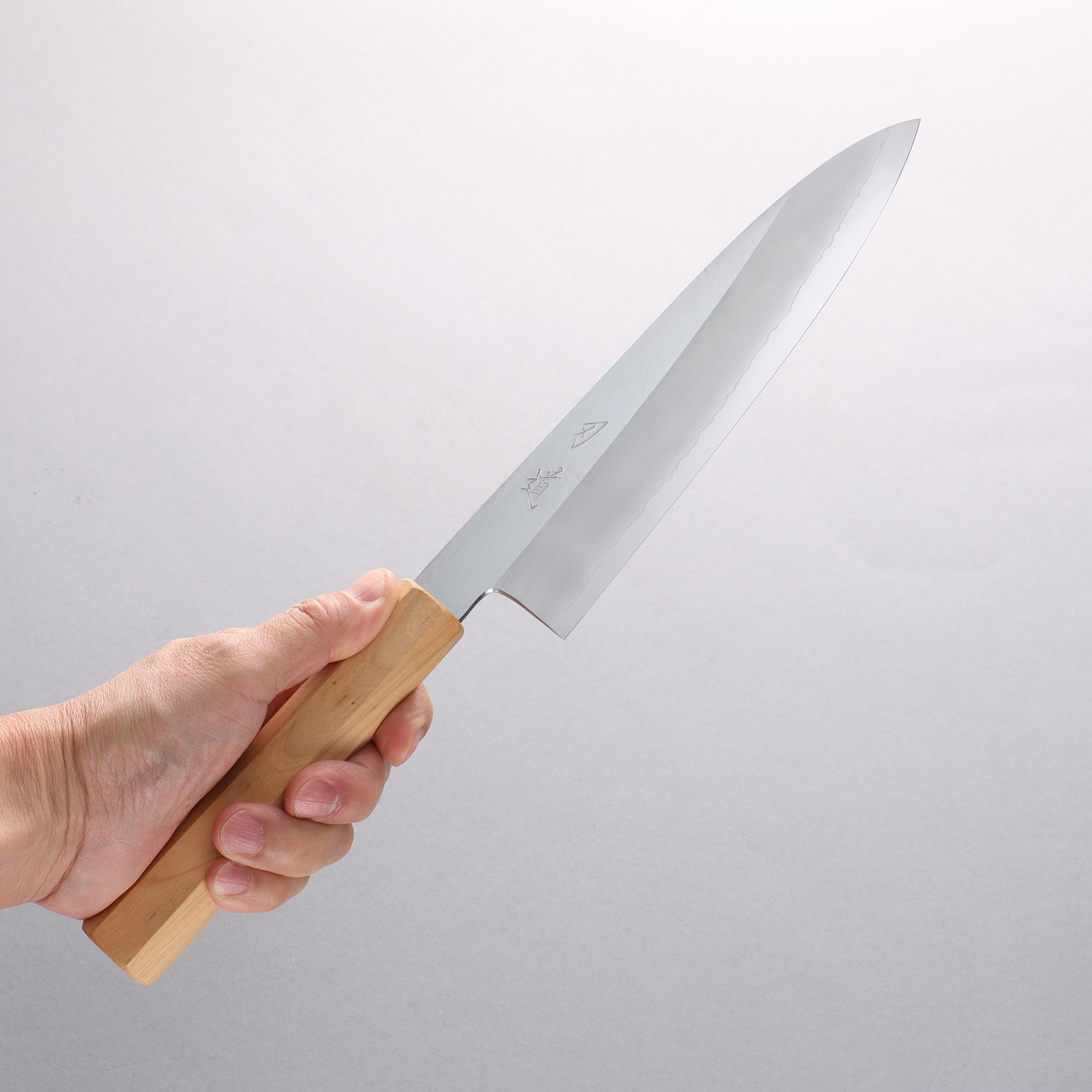 Hado Silver Steel No.3 Migaki Gyuto 210mm Cherry Handle - Seisuke Knife