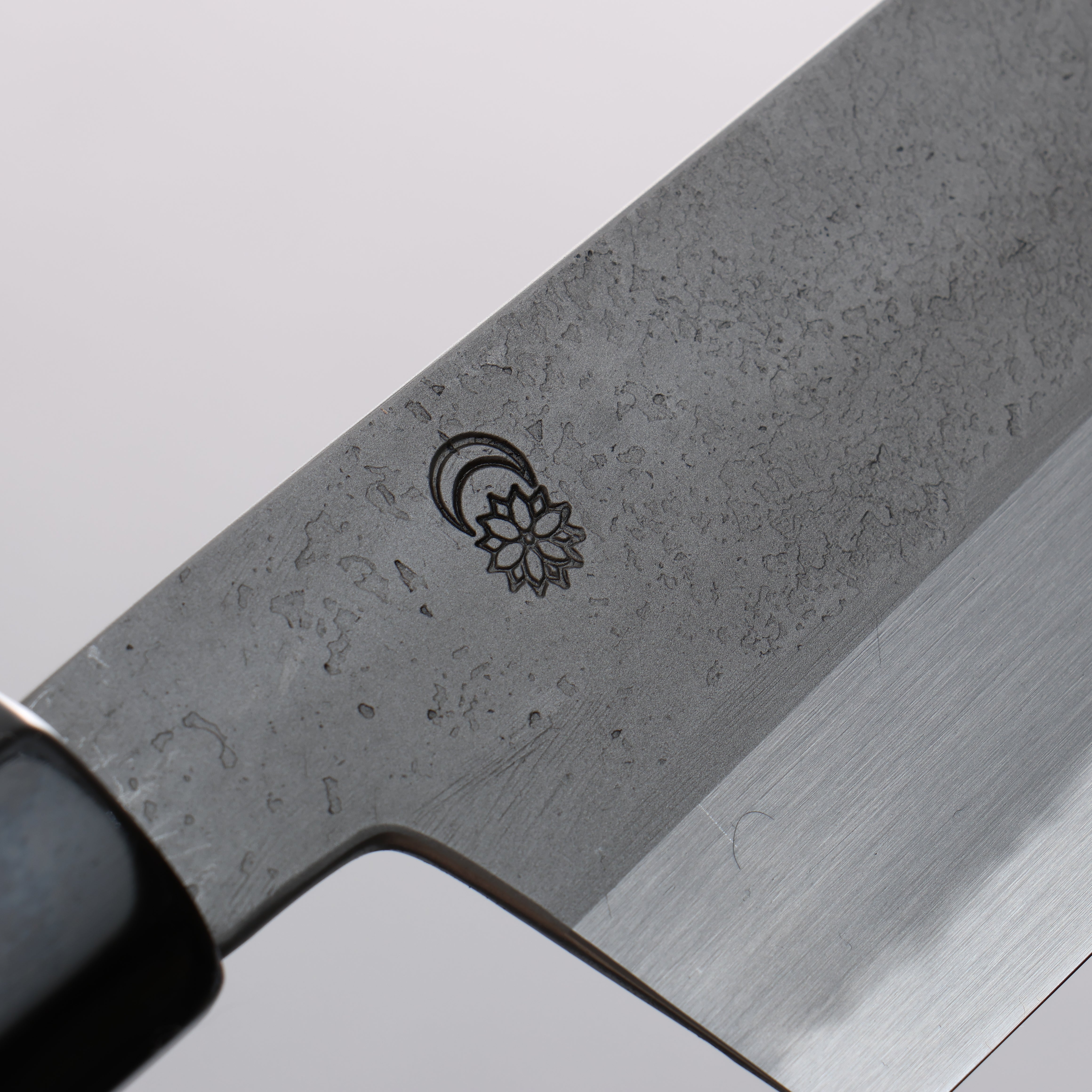 Kikuzuki White Steel No.2 Nashiji Gyuto240mm Magnolia Handle - Seisuke Knife