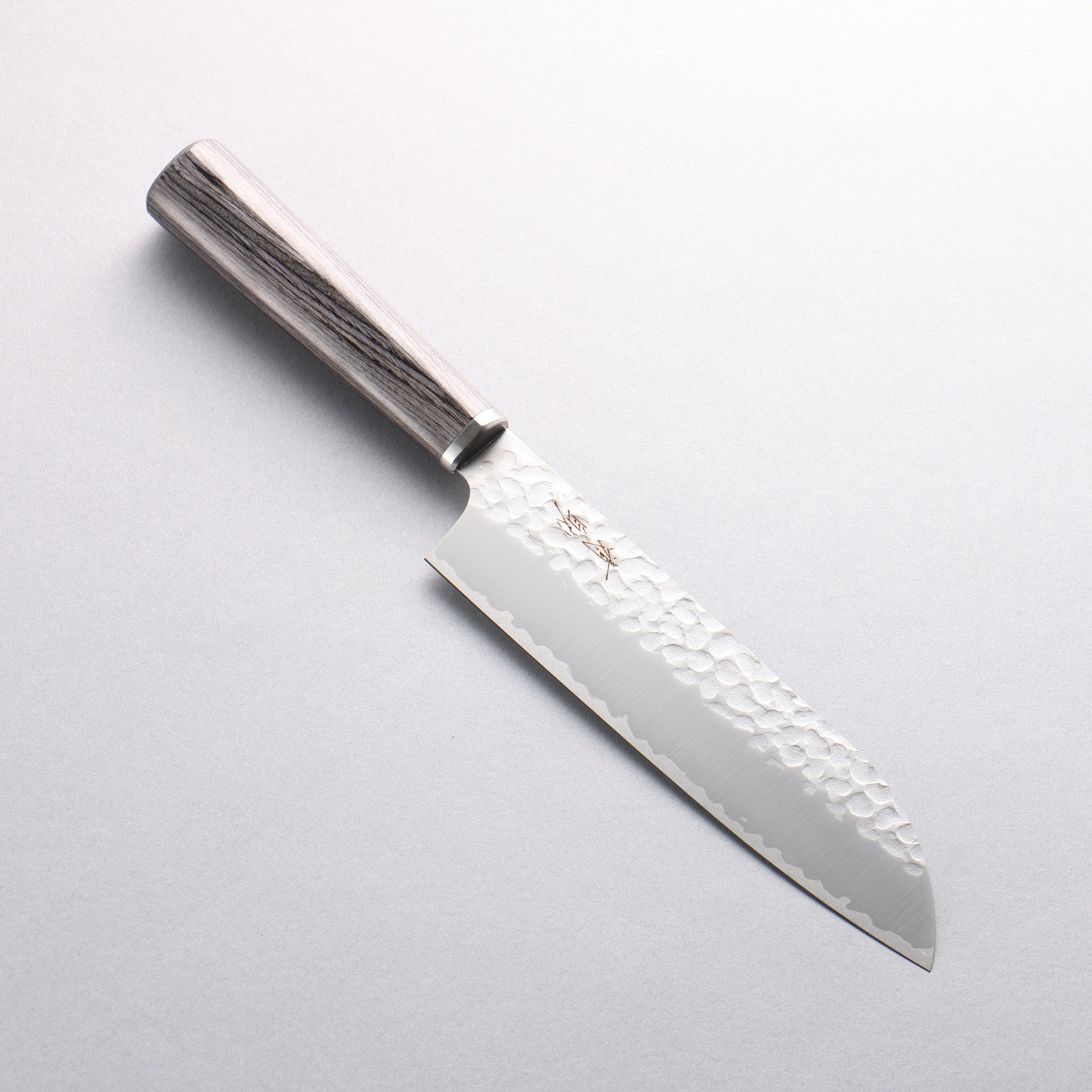 Seisuke VG10 Hammered Santoku 165mm Charcoal Gray Pakka wood Handle - Seisuke Knife