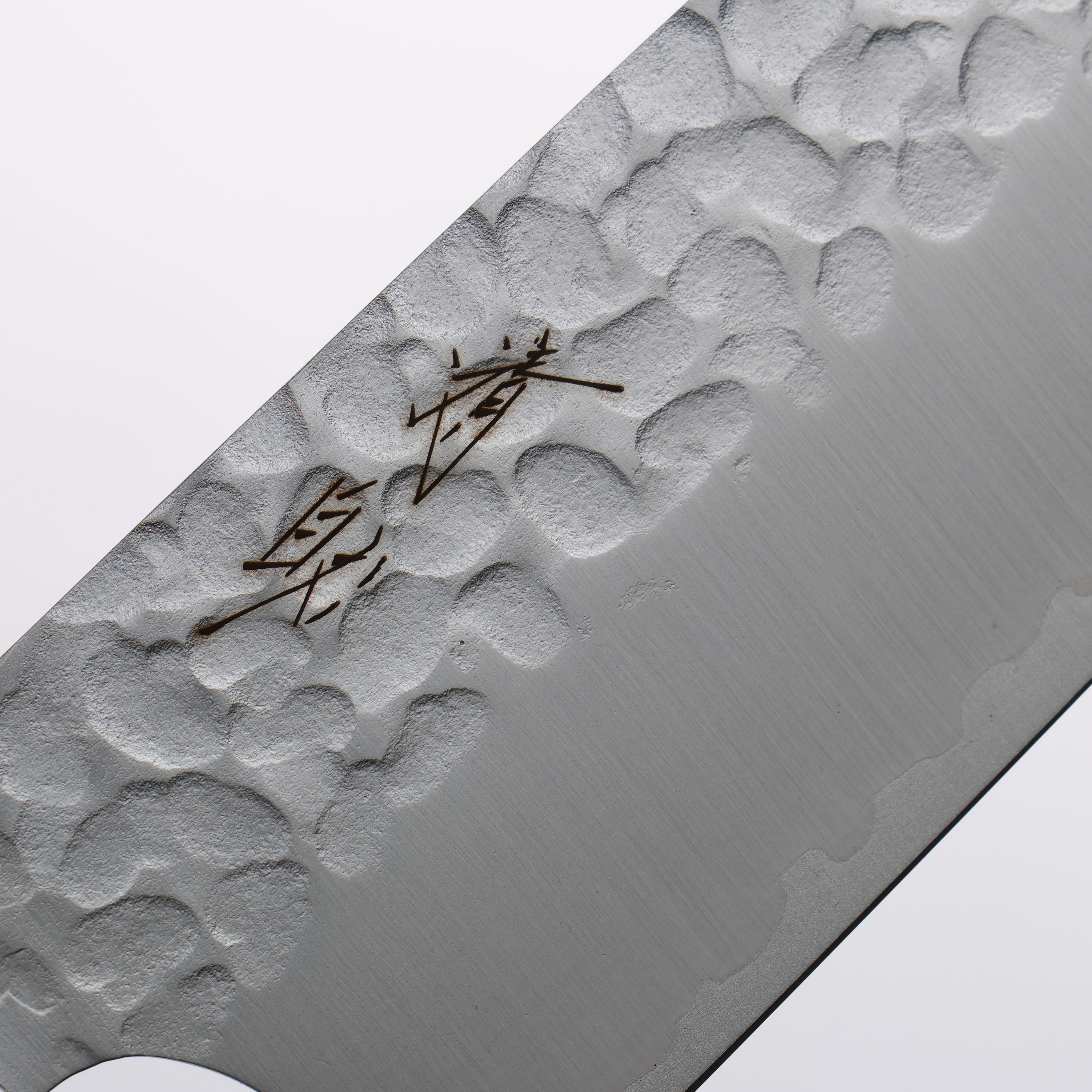 Seisuke VG10 Hammered Santoku 165mm Charcoal Gray Pakka wood Handle - Seisuke Knife