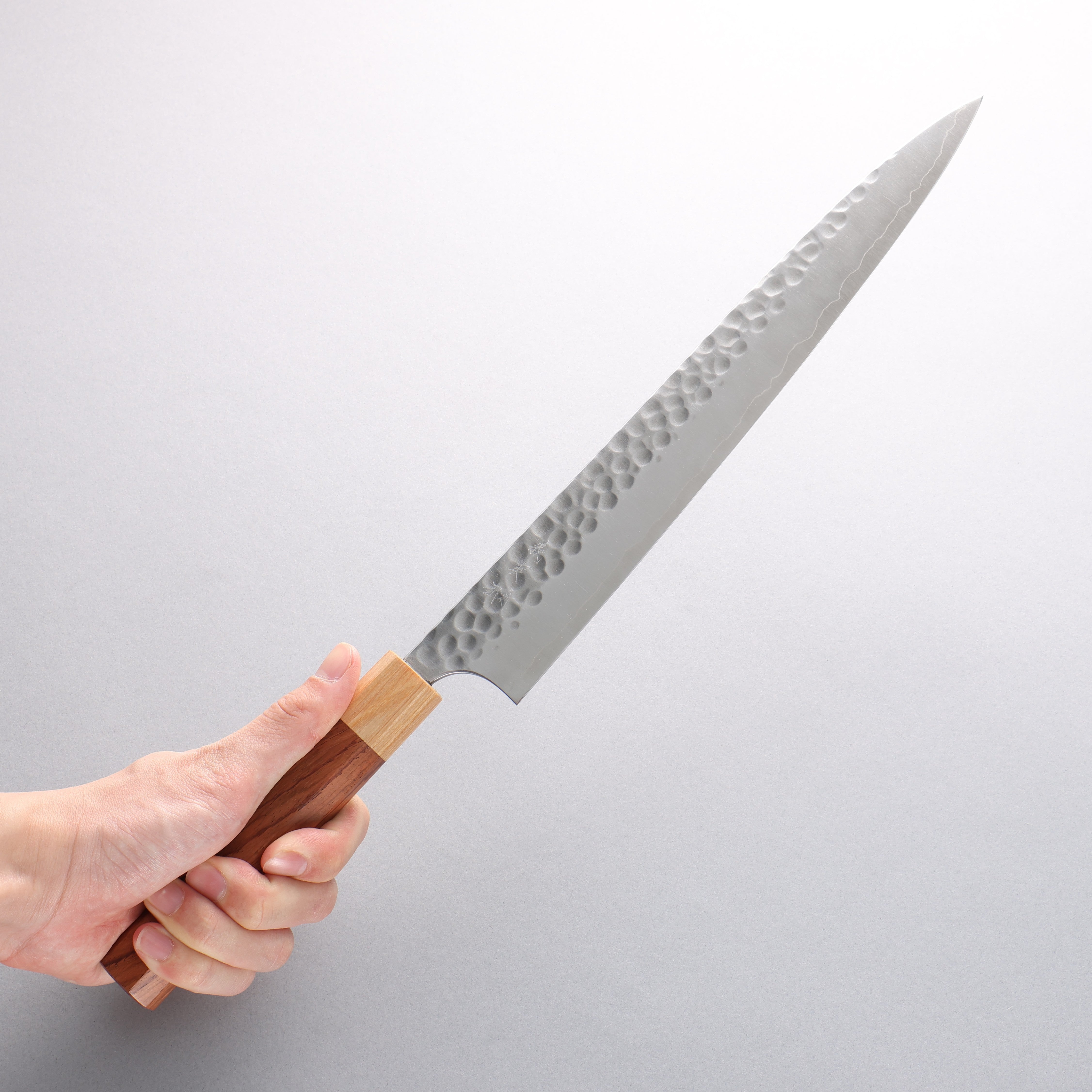 Yoshimi Kato Silver Steel No.3 Maru Hammered Sujihiki 270mm Honduras Rosewood & White Wood Handle - Seisuke Knife