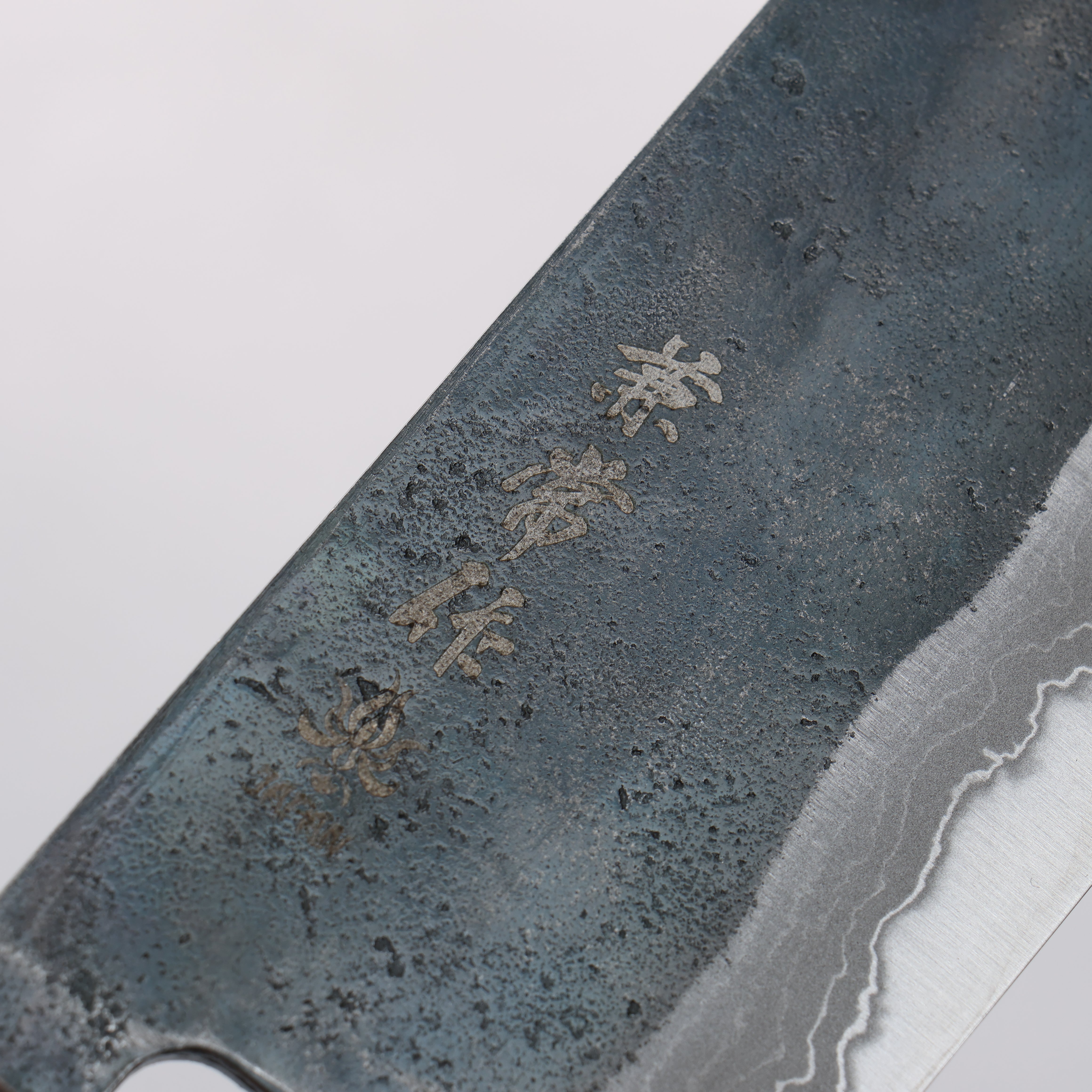 Kanetsune MATSU-ZUMI-YAKI White Steel No.2 Damascus Black Finished Nakiri 165mm Walnut Handle - Seisuke Knife