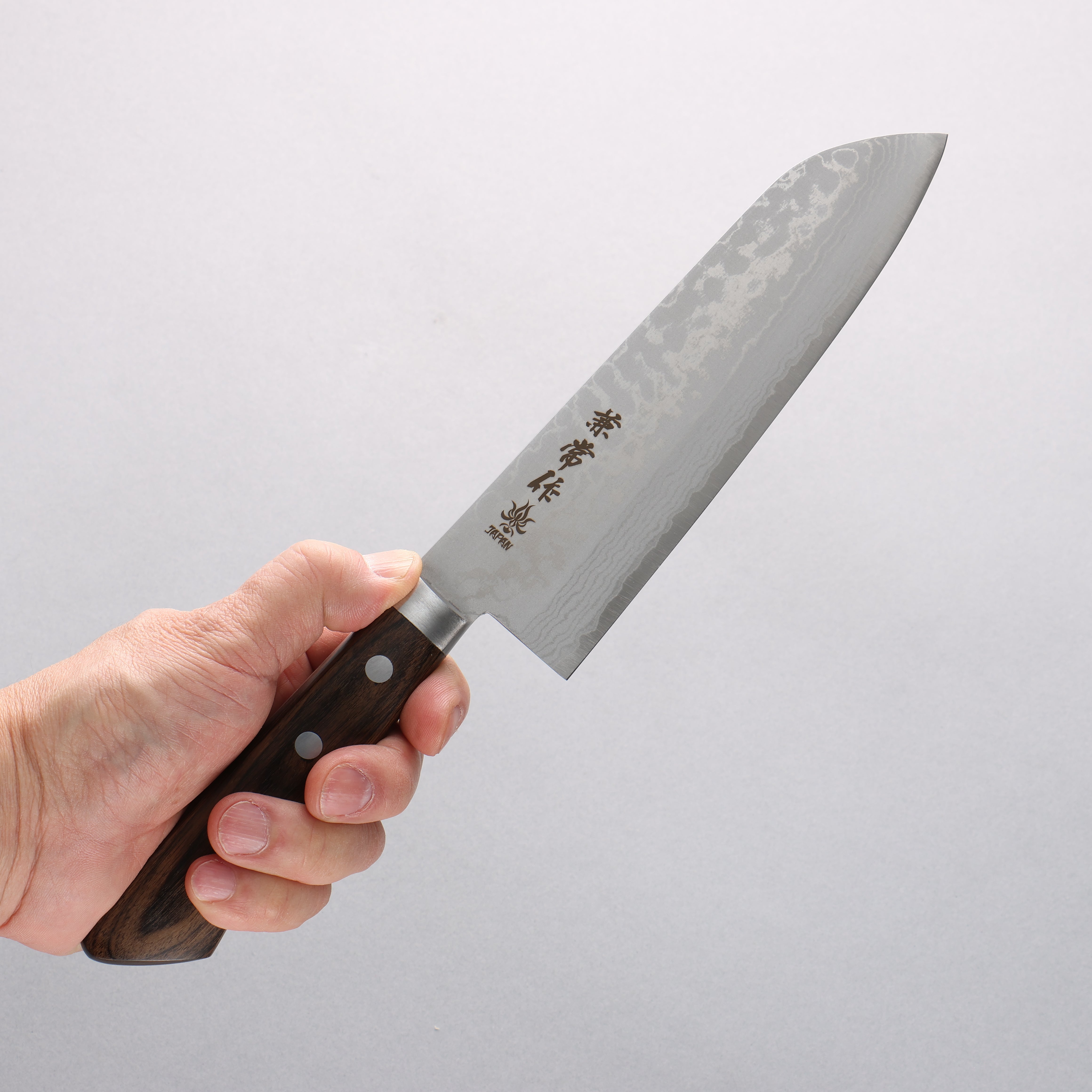 Kanetsune Sairyu VG10 Damascus Santoku 165mm Ash Wood Handle - Seisuke Knife