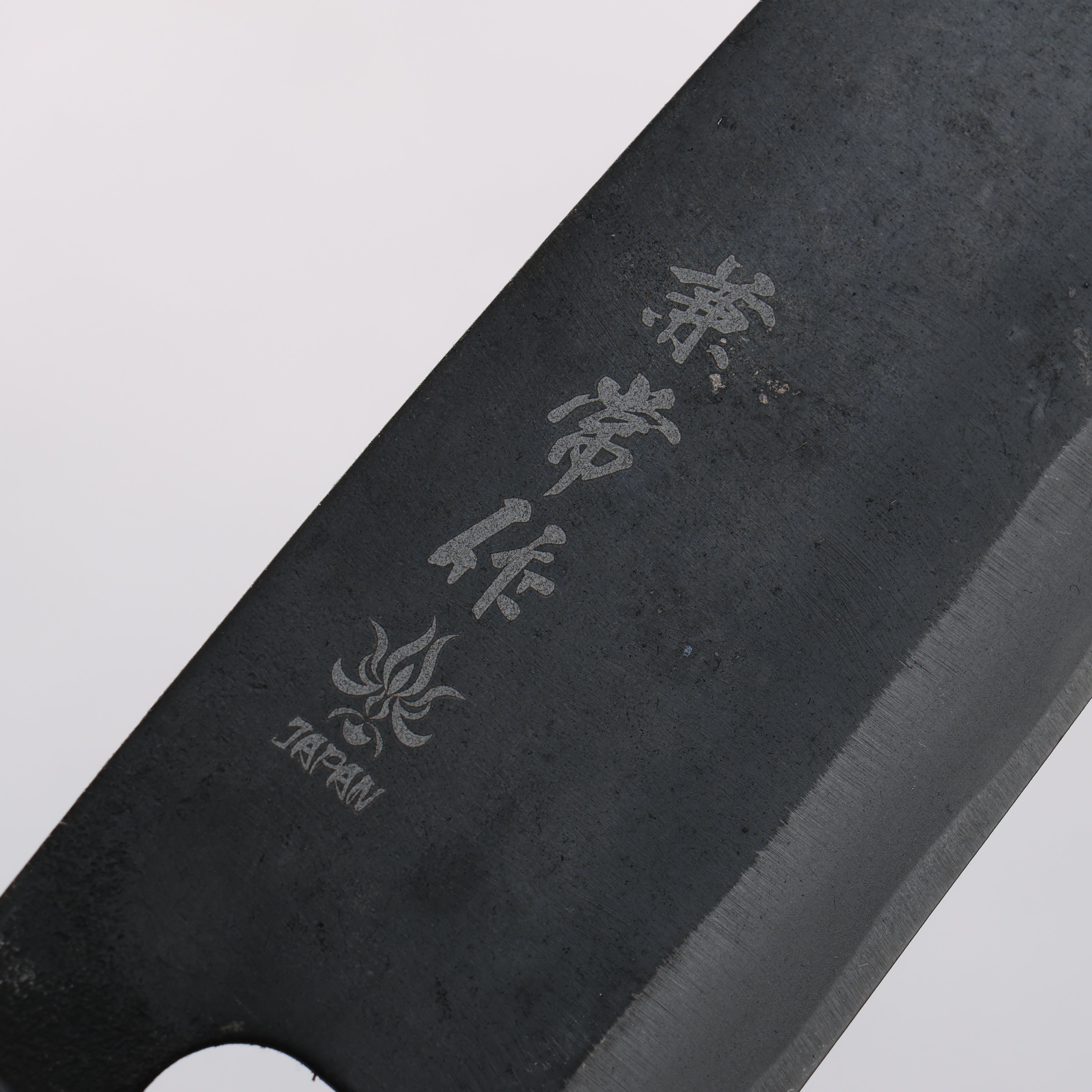 Kanetsune Hamaken Blue Steel No.2 Kurouchi Santoku 165mm Magnolia Handle - Seisuke Knife