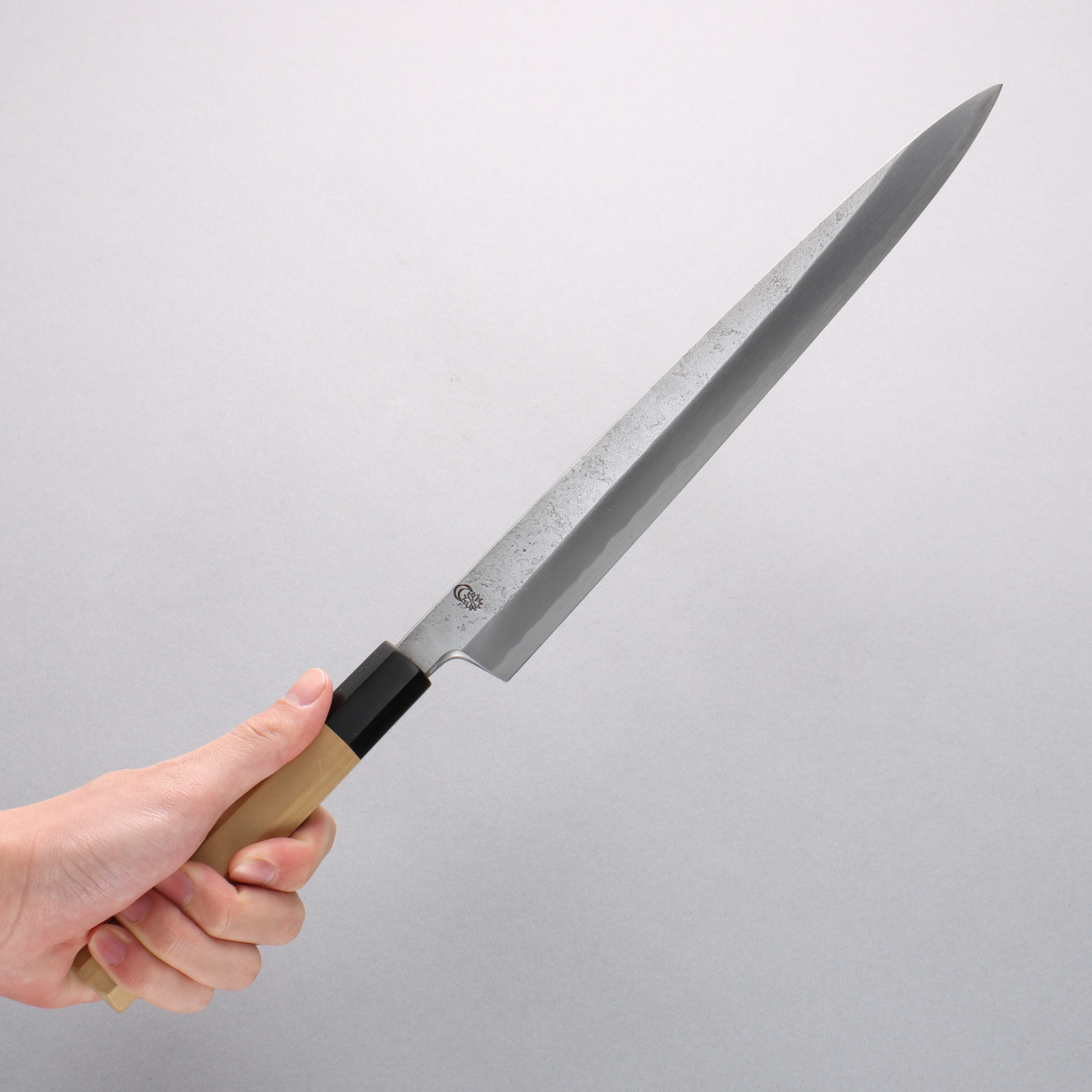 Kikuzuki White Steel No.2 Nashiji Yanagiba 300mm Magnolia Handle - Seisuke Knife