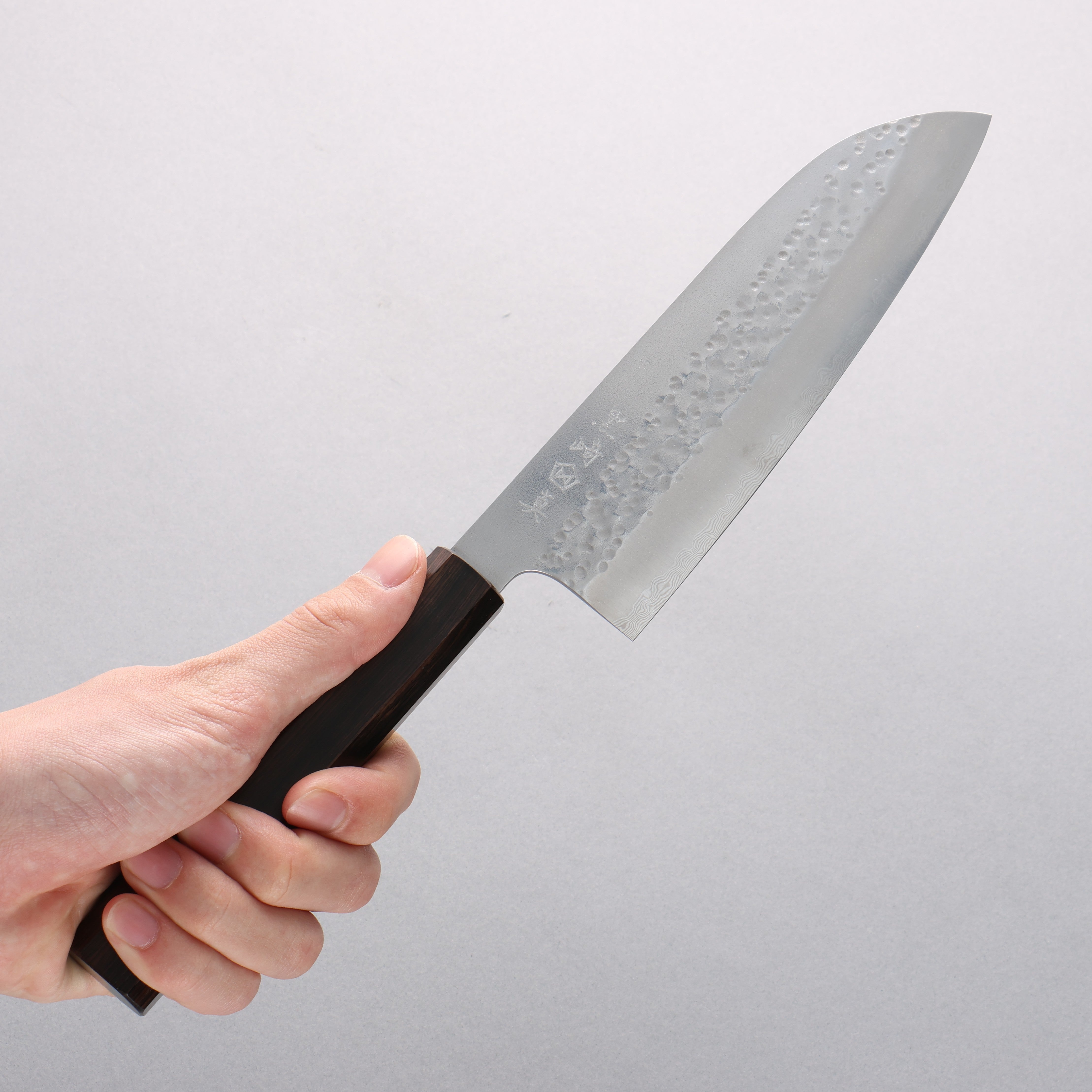 Makoto Kurosaki Coreless VG2/VG10 Half-Hammered Santoku 165mm Ebony Wood Handle - Seisuke Knife