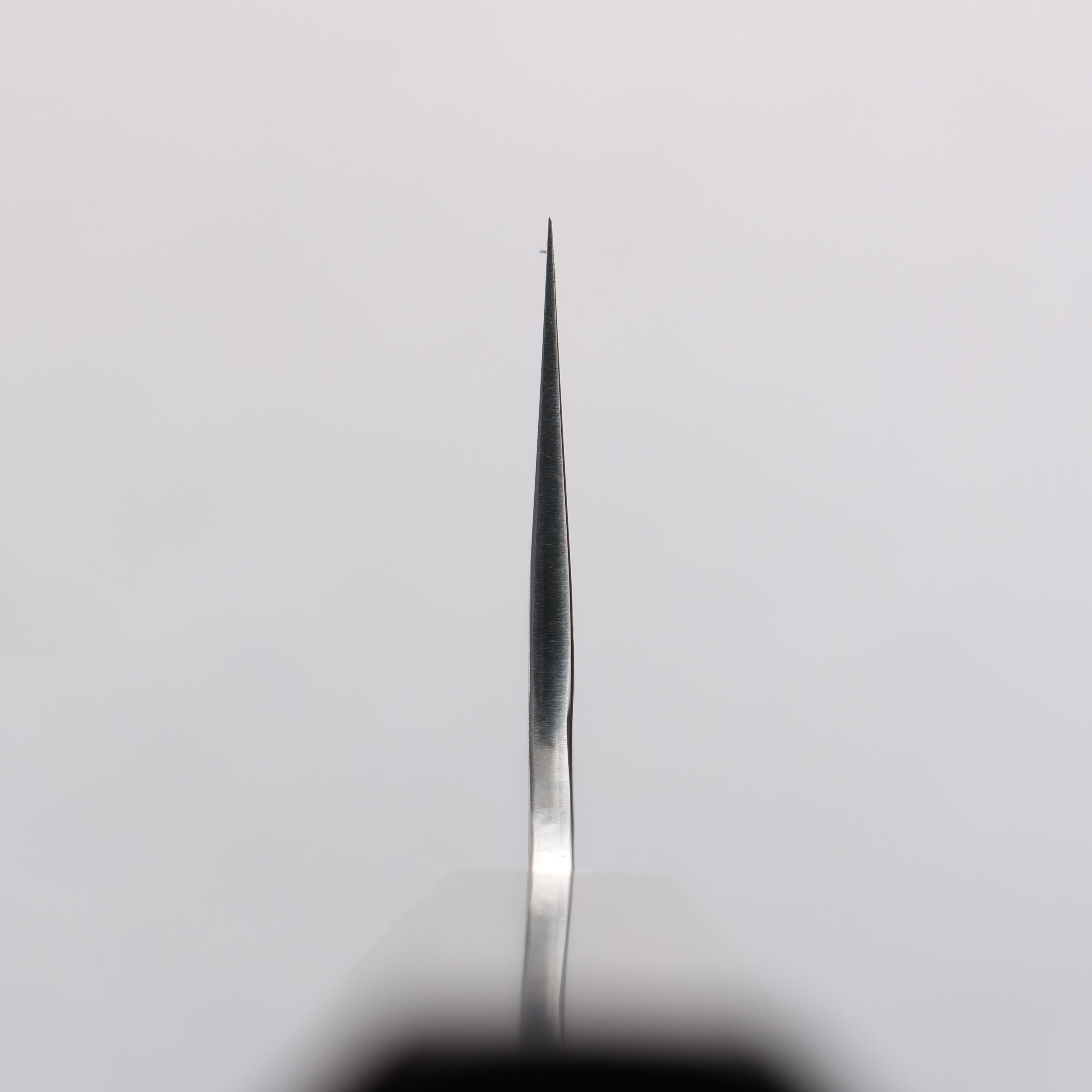 Makoto Kurosaki Coreless VG2/VG10 Half-Hammered Santoku 165mm Ebony Wood Handle - Seisuke Knife