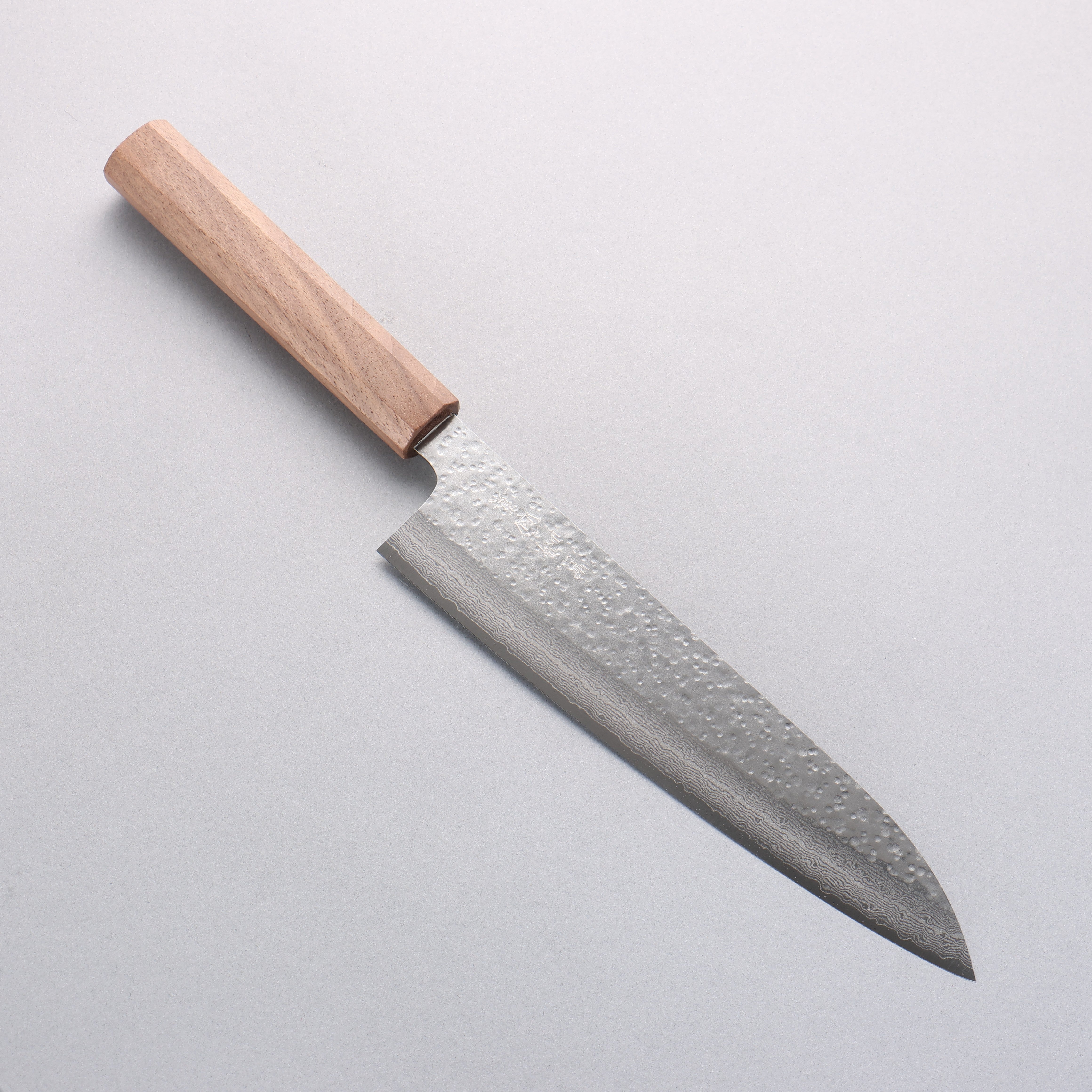 Makoto Kurosaki VG7 Maru Hammered Damascus Gyuto 210mm Walnut Handle - Seisuke Knife