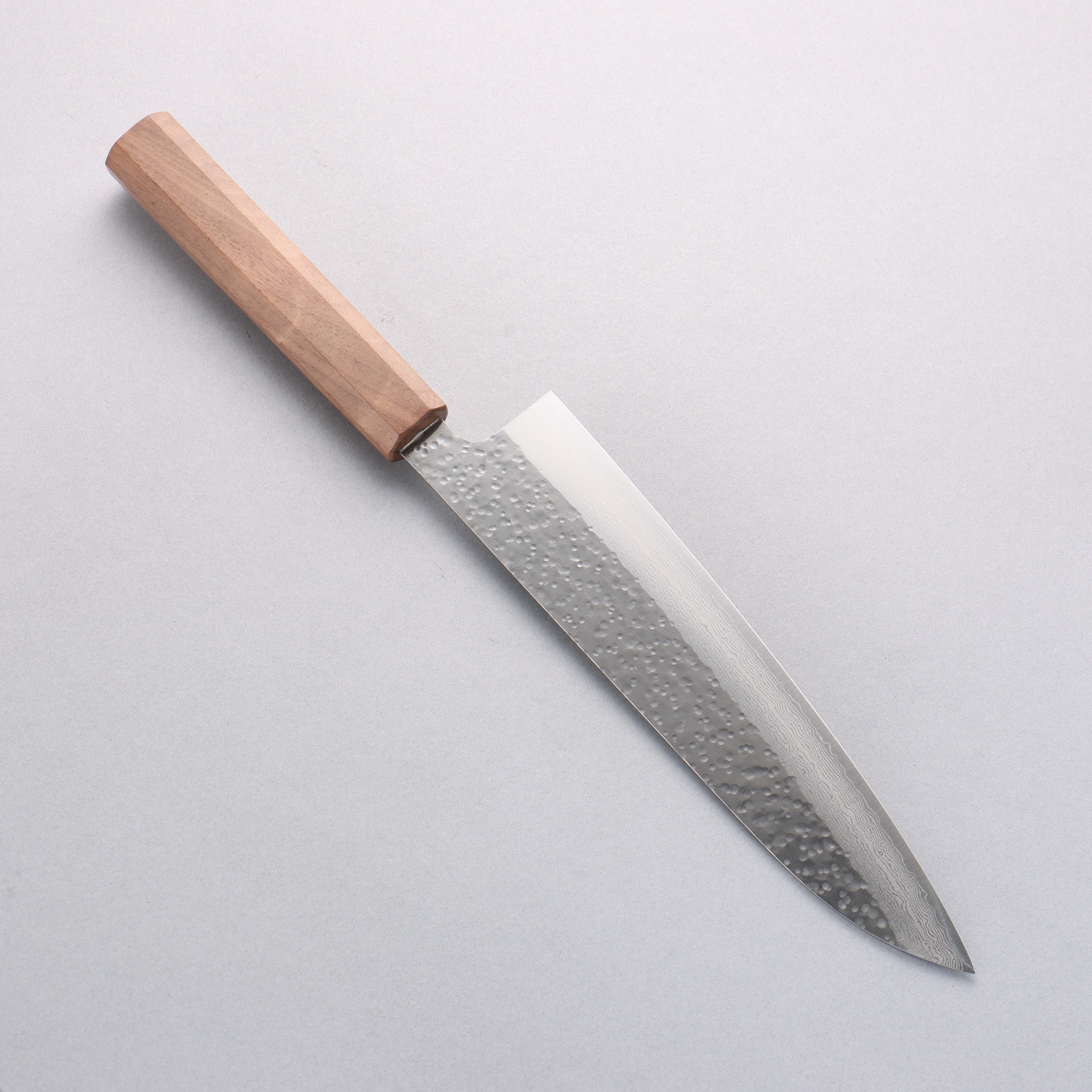 Makoto Kurosaki VG7 Maru Hammered Damascus Gyuto 210mm Walnut Handle - Seisuke Knife