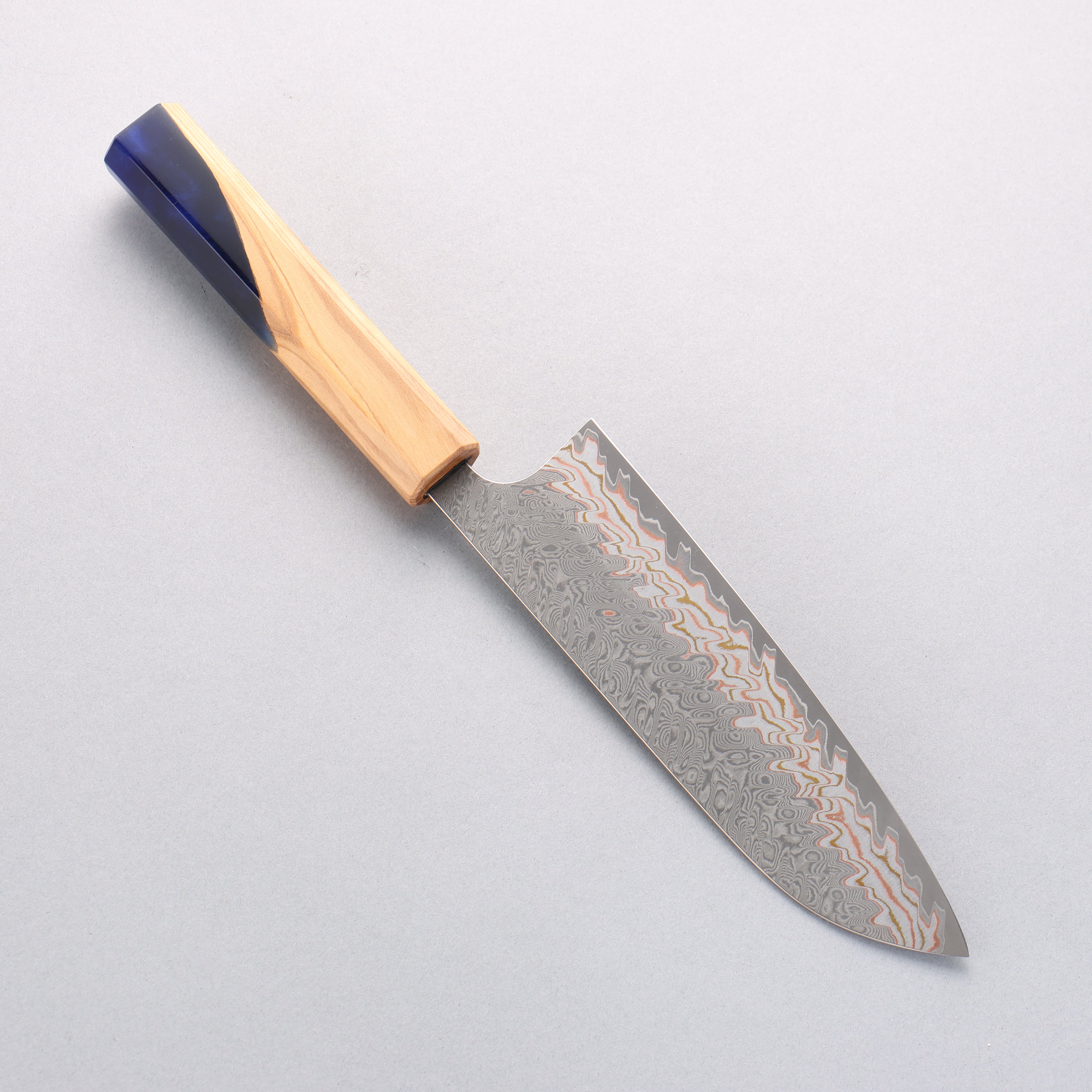 Yoshimi Kato VG10w Colored Damascus Santoku 170mm Olive Tree and Blue Resin Handle - Seisuke Knife