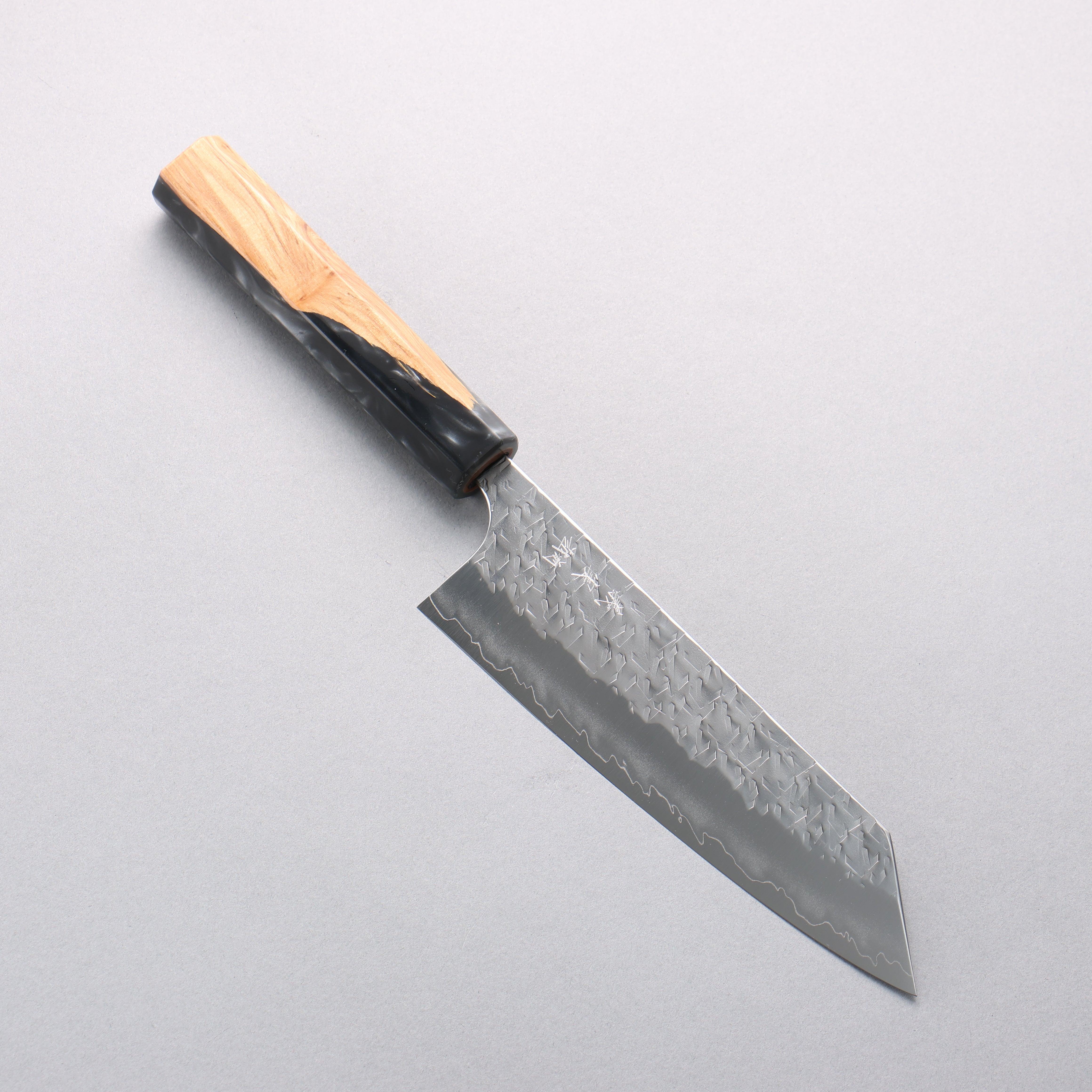 Yoshimi Kato Hyo SG2 Hammered Bunka 170mm Olive Tree and Black/White Marble Resin Handle - Seisuke Knife