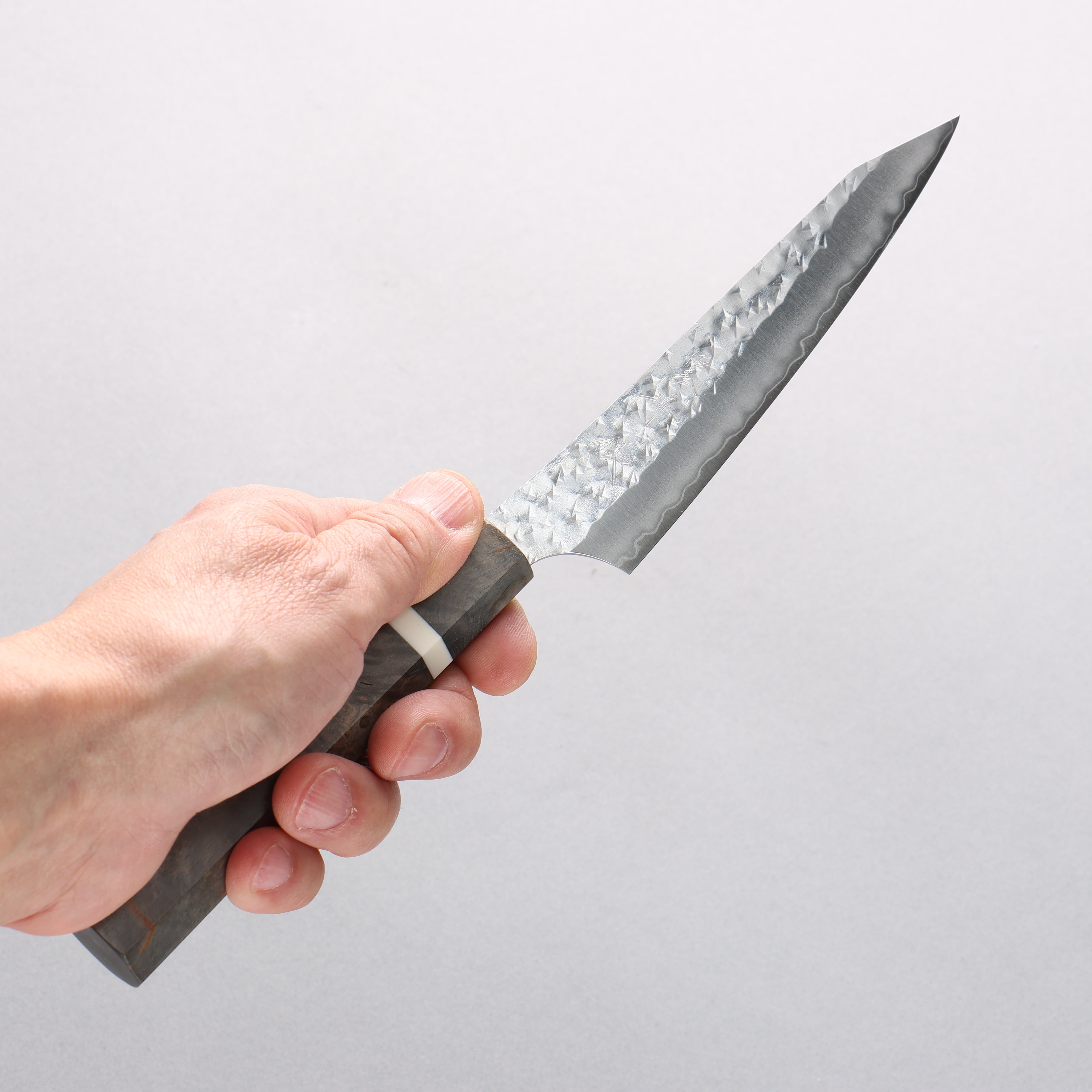Yu Kurosaki Senko Ei SG2 Hammered Petty-Utility 130mm Stabilized Burl (White Ring) Handle - Seisuke Knife