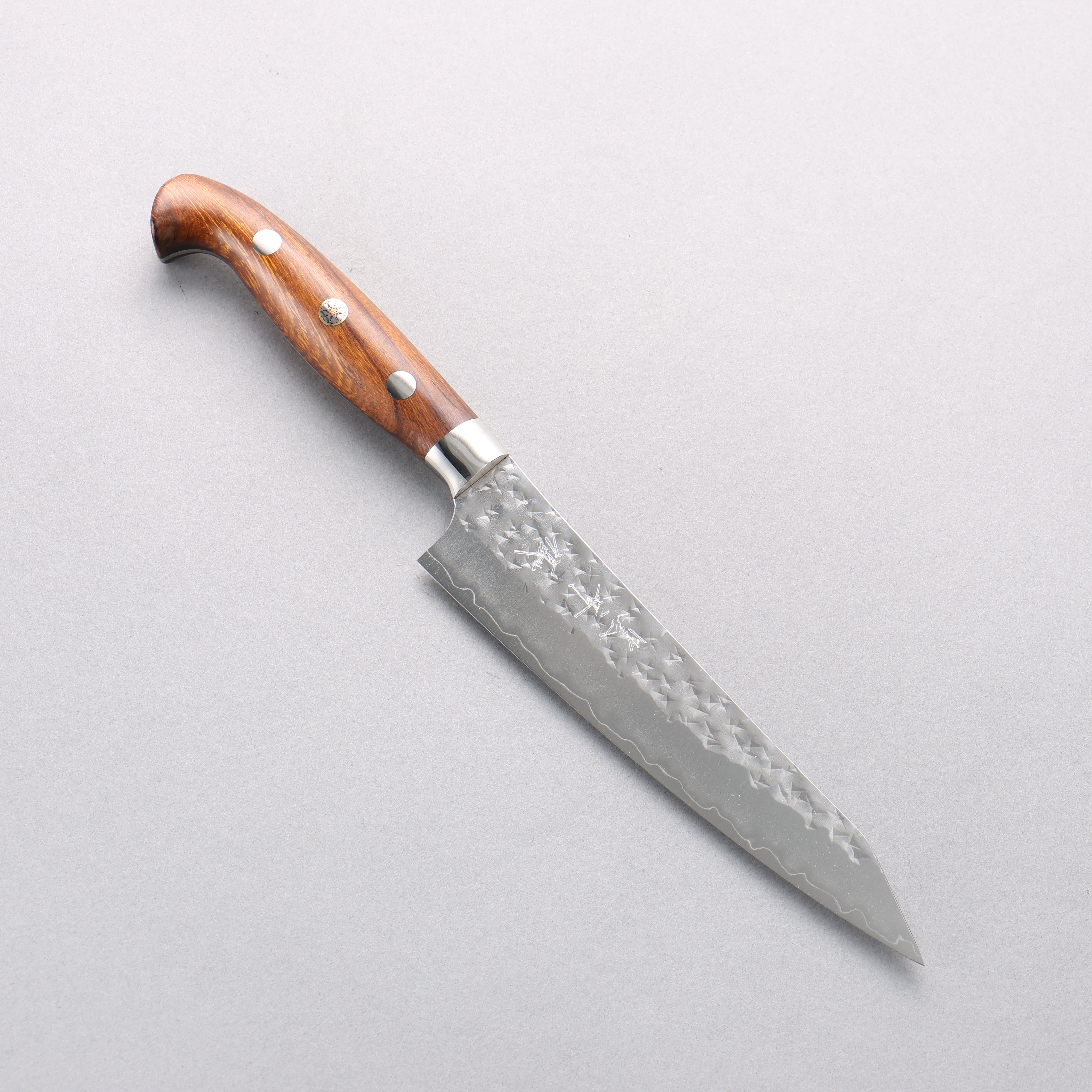 Yu Kurosaki Senko Ei SG2 Hammered Petty-Utility 150mm Ironwood Handle with Sheath - Seisuke Knife