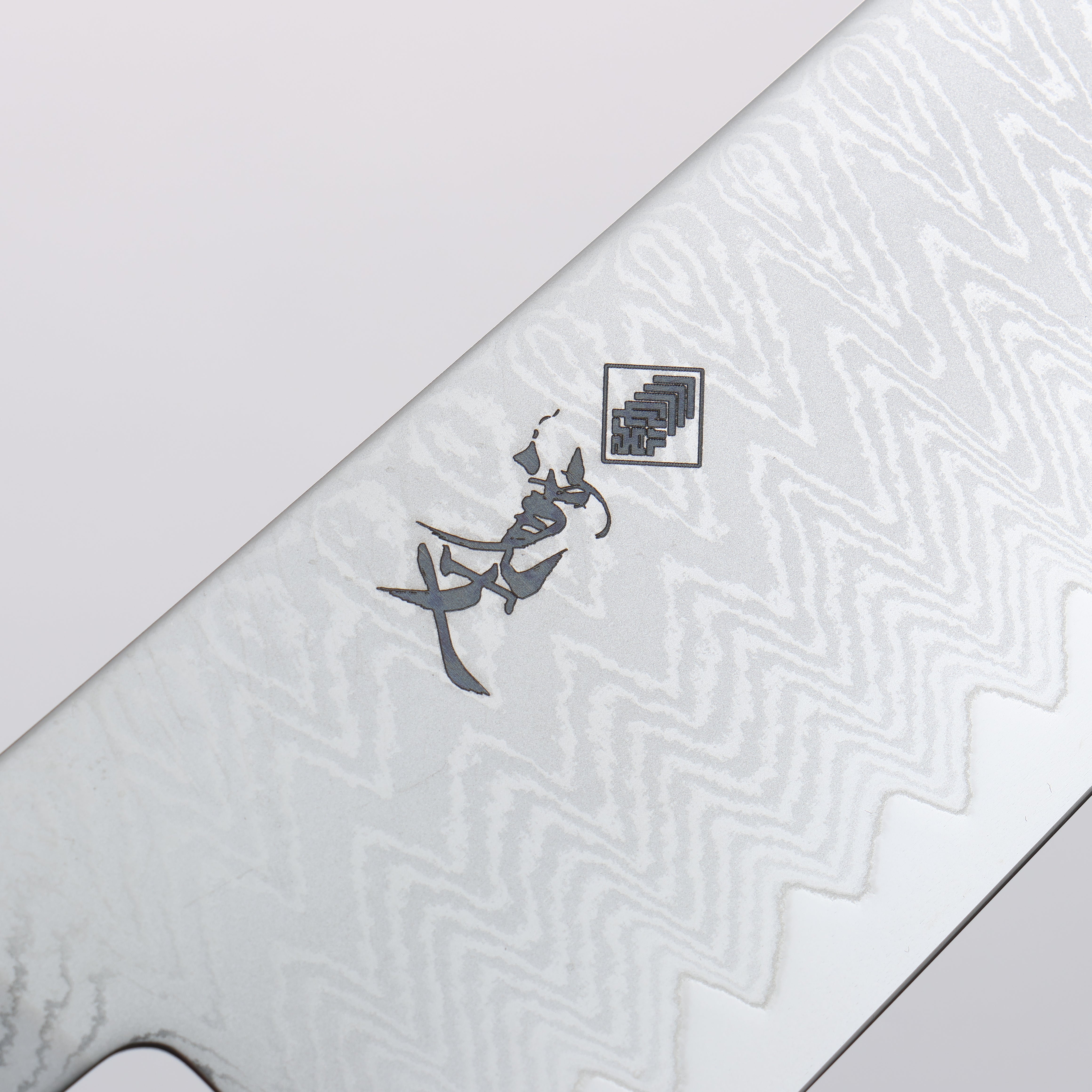 Kanjyo VG10 Damascus Gyuto 210mm Ebony Wood Handle - Seisuke Knife