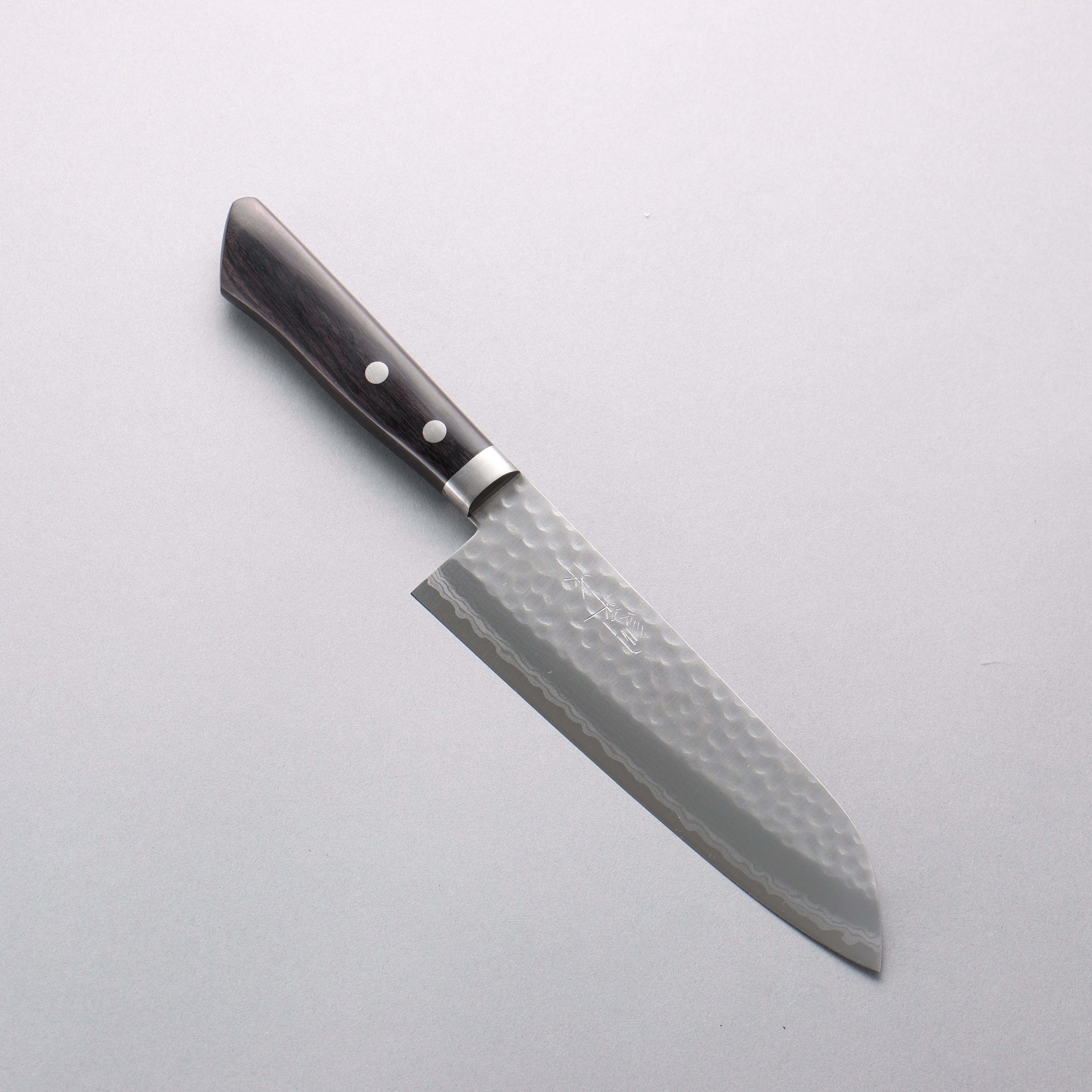 Kunihira Kokuryu VG10 Hammered Damascus Santoku 170mm Black Pakka wood Handle - Seisuke Knife
