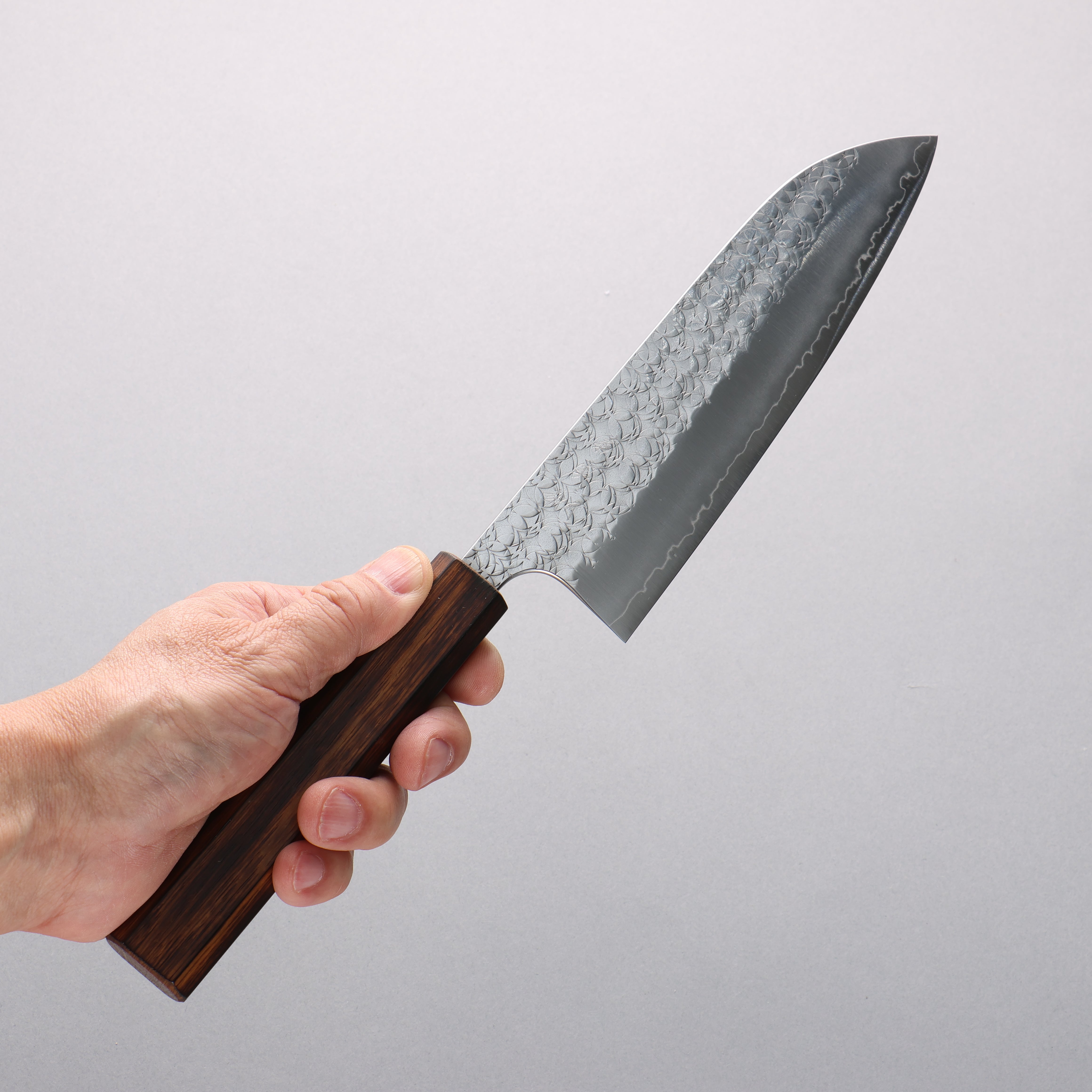 Yoshimi Kato Minamo SG2 Hammered Santoku 170mm Burnt Oak (Lacquered) Handle - Seisuke Knife
