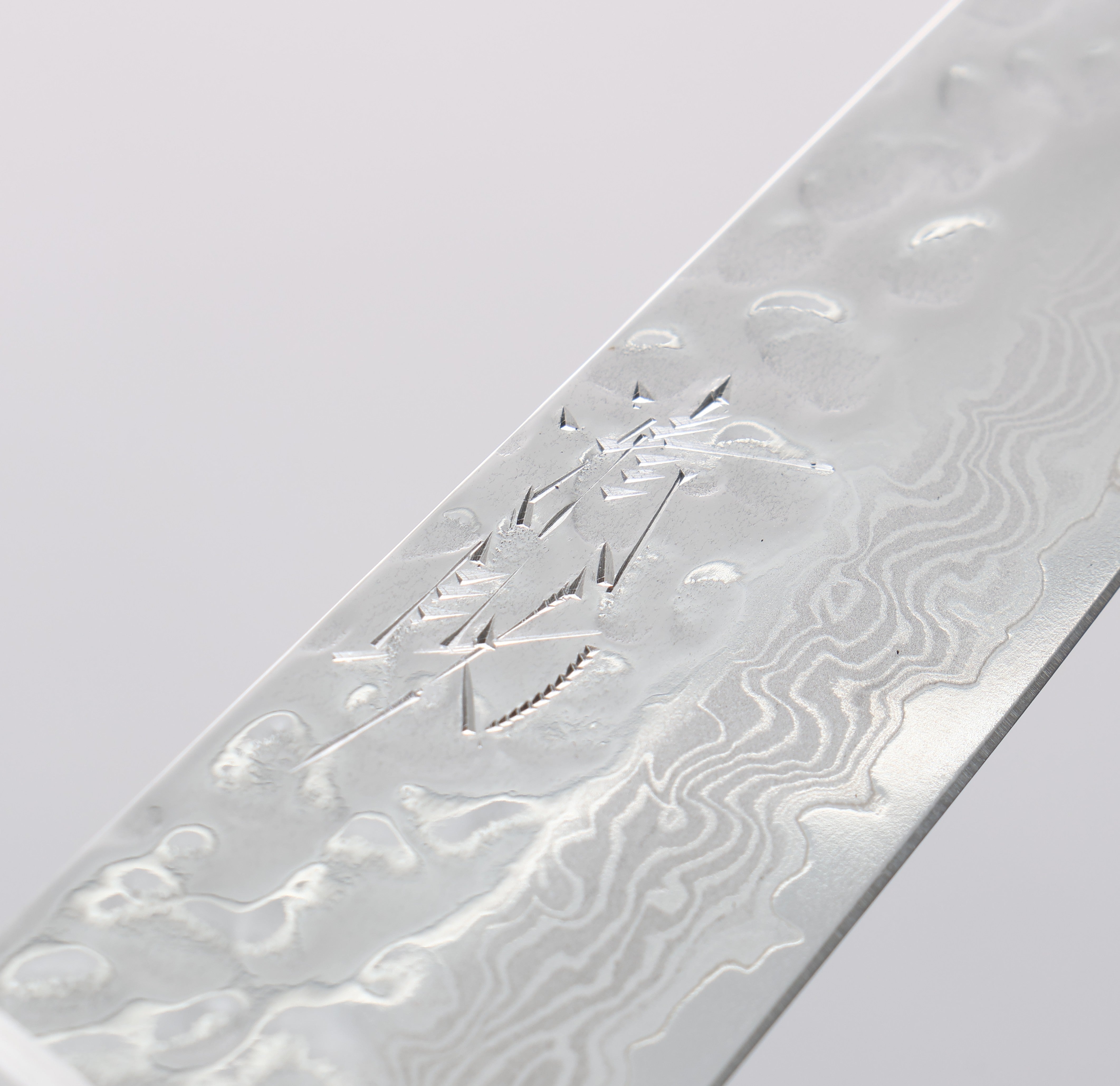 Seisuke VG10 17 Layer Damascus Petty-Utility 135mm Black Pakkawood Handle with Sheath - Seisuke Knife