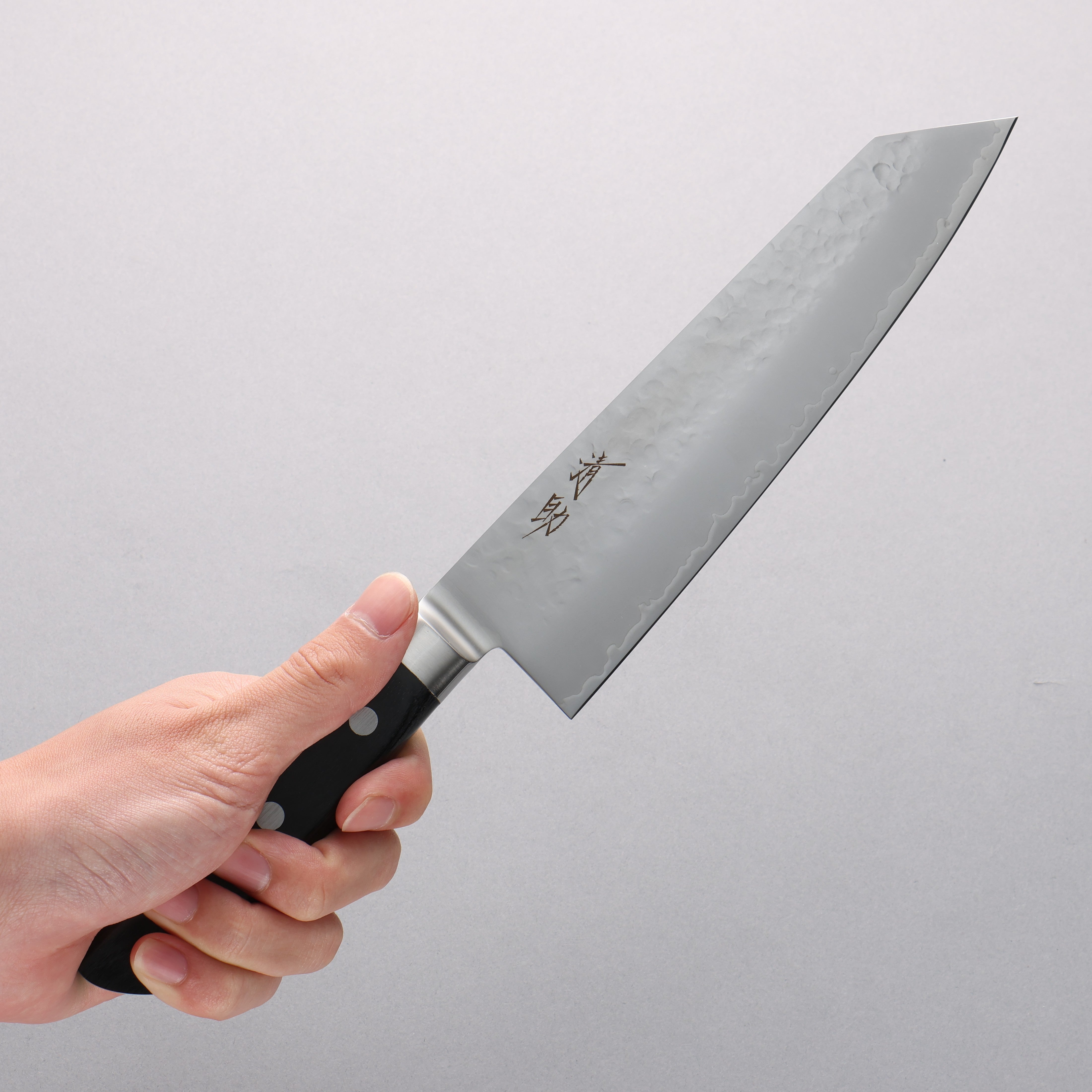 Seisuke VG5 Hammered Kasumitogi Kiritsuke Santoku 190mm Black Pakka wood Handle - Seisuke Knife