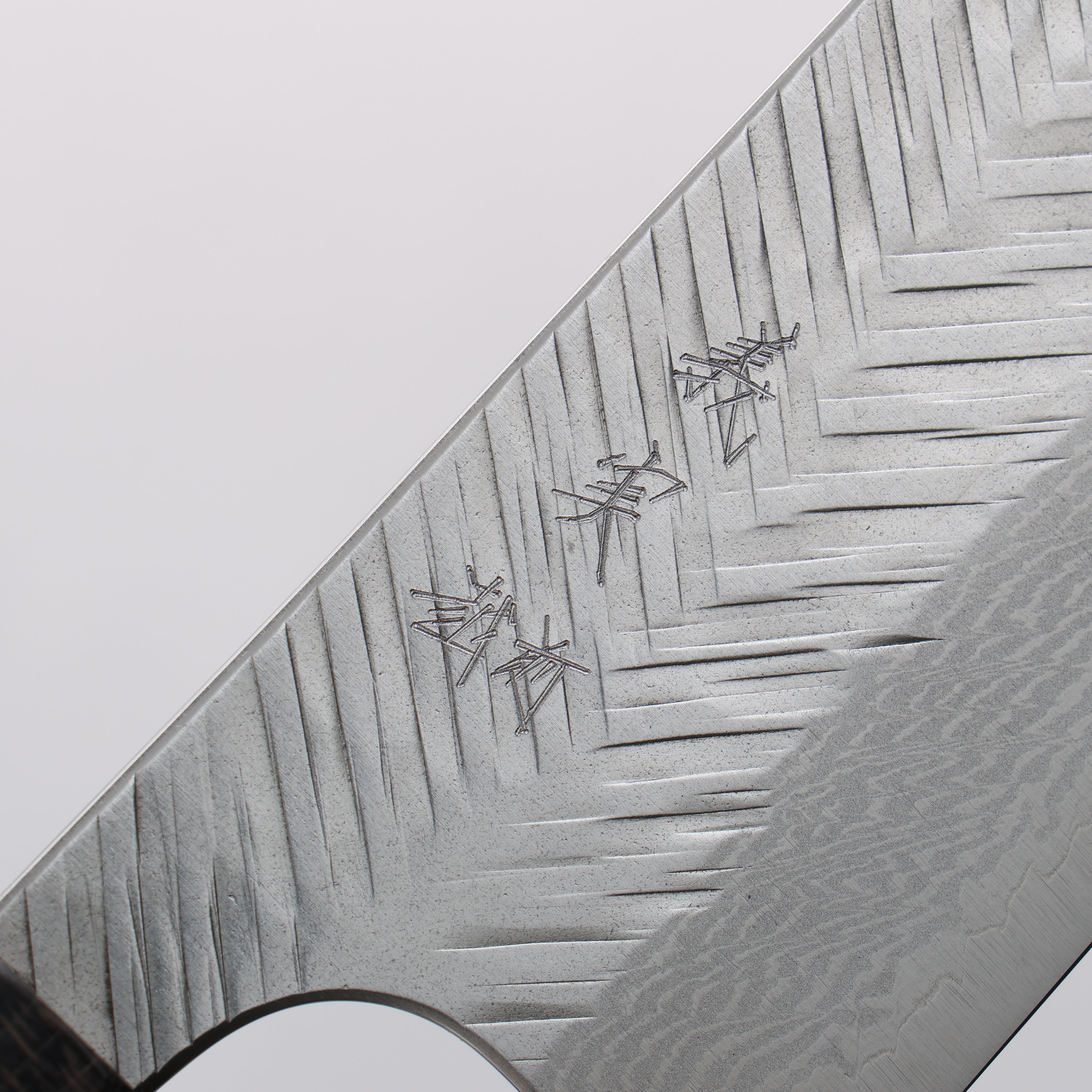 Yoshimi Kato VG10 Damascus Hammered (Narrow V) Santoku 170mm Gray Stabilized Wood (White Ring) Handle - Seisuke Knife