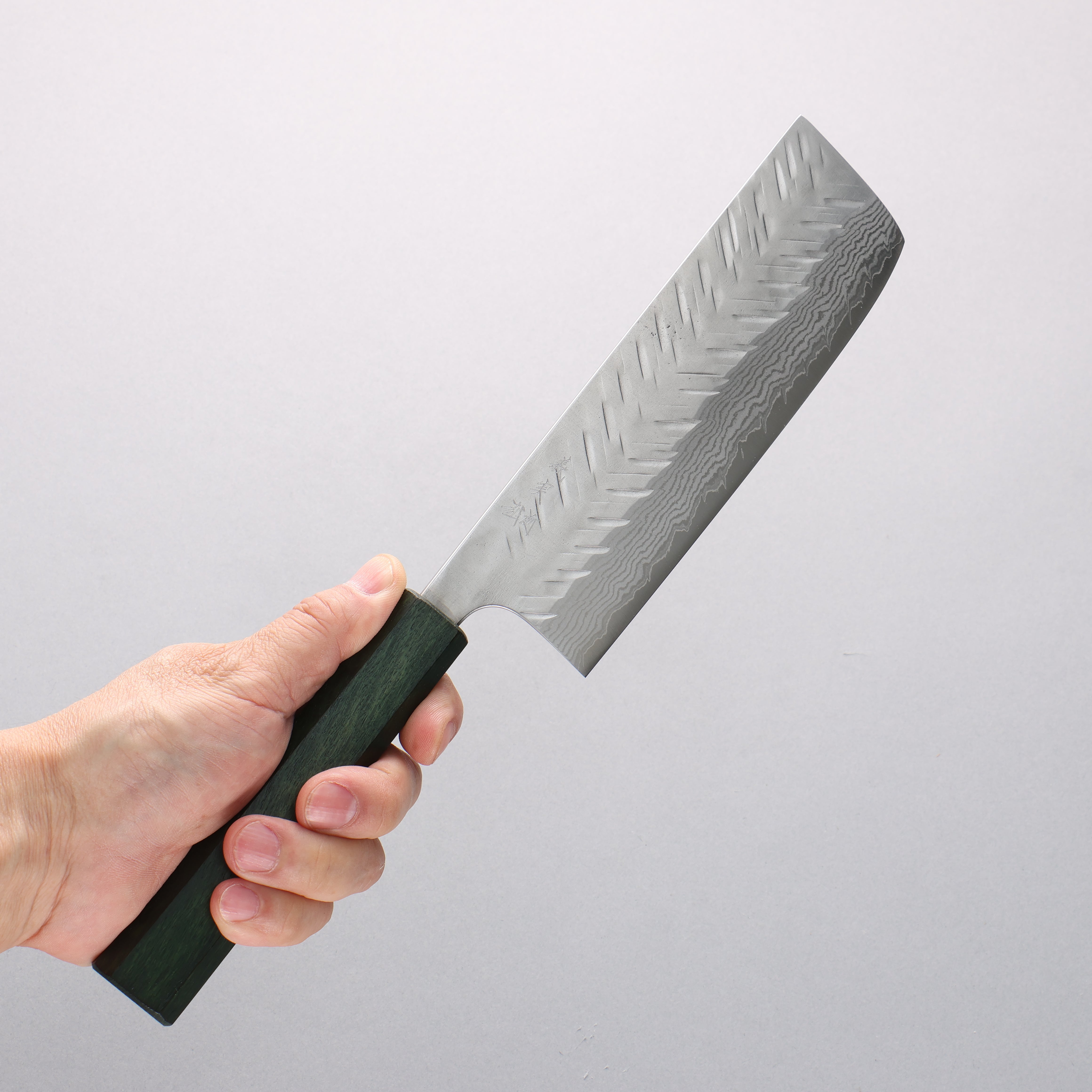 Yoshimi Kato VG10 Damascus V-Hammered Nakiri 165mm Green Lacquered Oak Handle - Seisuke Knife