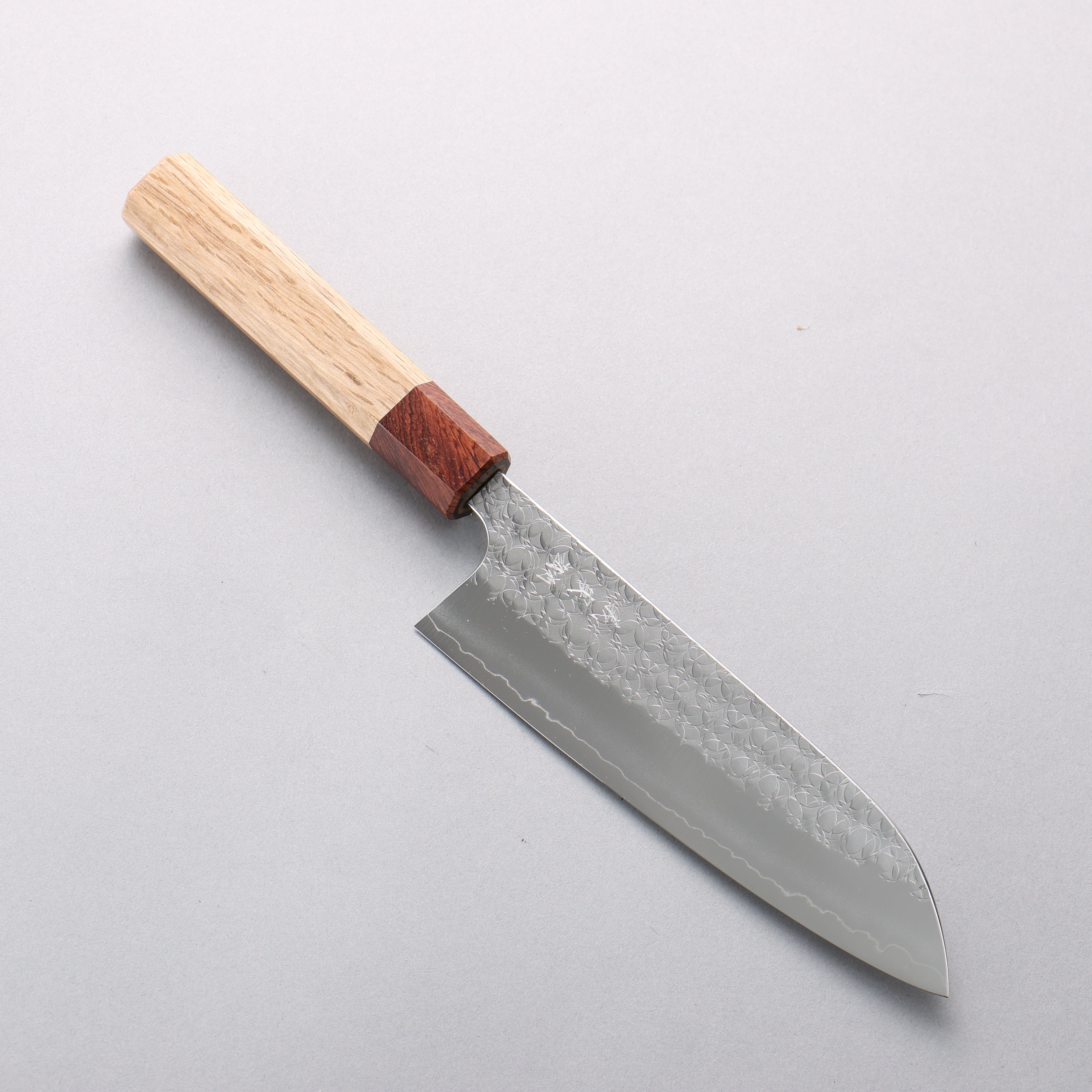 Yoshimi Kato Minamo SG2 Hammered Santoku 170mm Oak & Rosewood Handle - Seisuke Knife