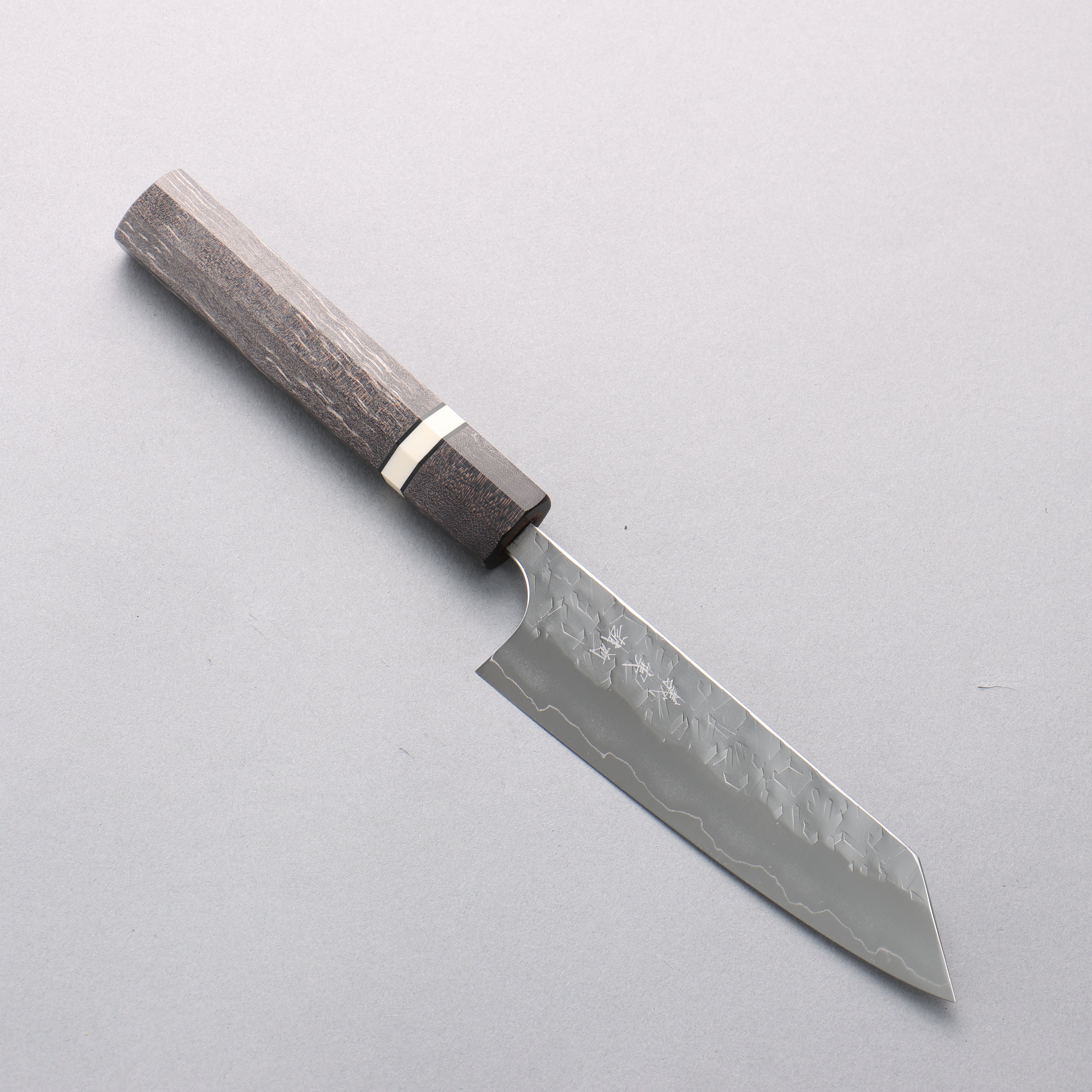 Yoshimi Kato Hyo SG2 Hammered Small Bunka 130mm Gray Stabilized Wood & White Ring Handle - Seisuke Knife