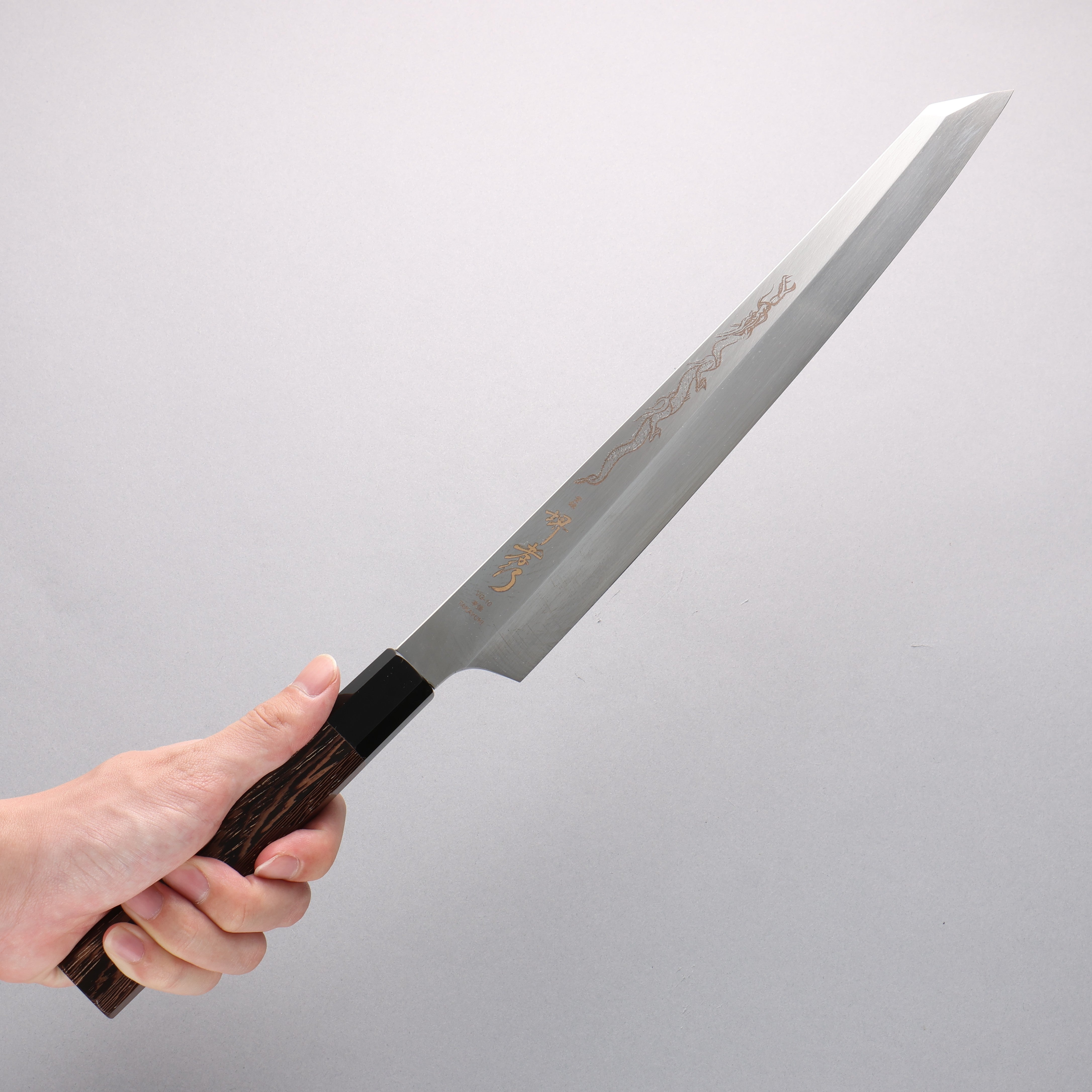 Sakai Takayuki Honyaki VG10 Dragon engraving Kengata Yanagiba 300mm Wenge Handle with Sheath - Seisuke Knife
