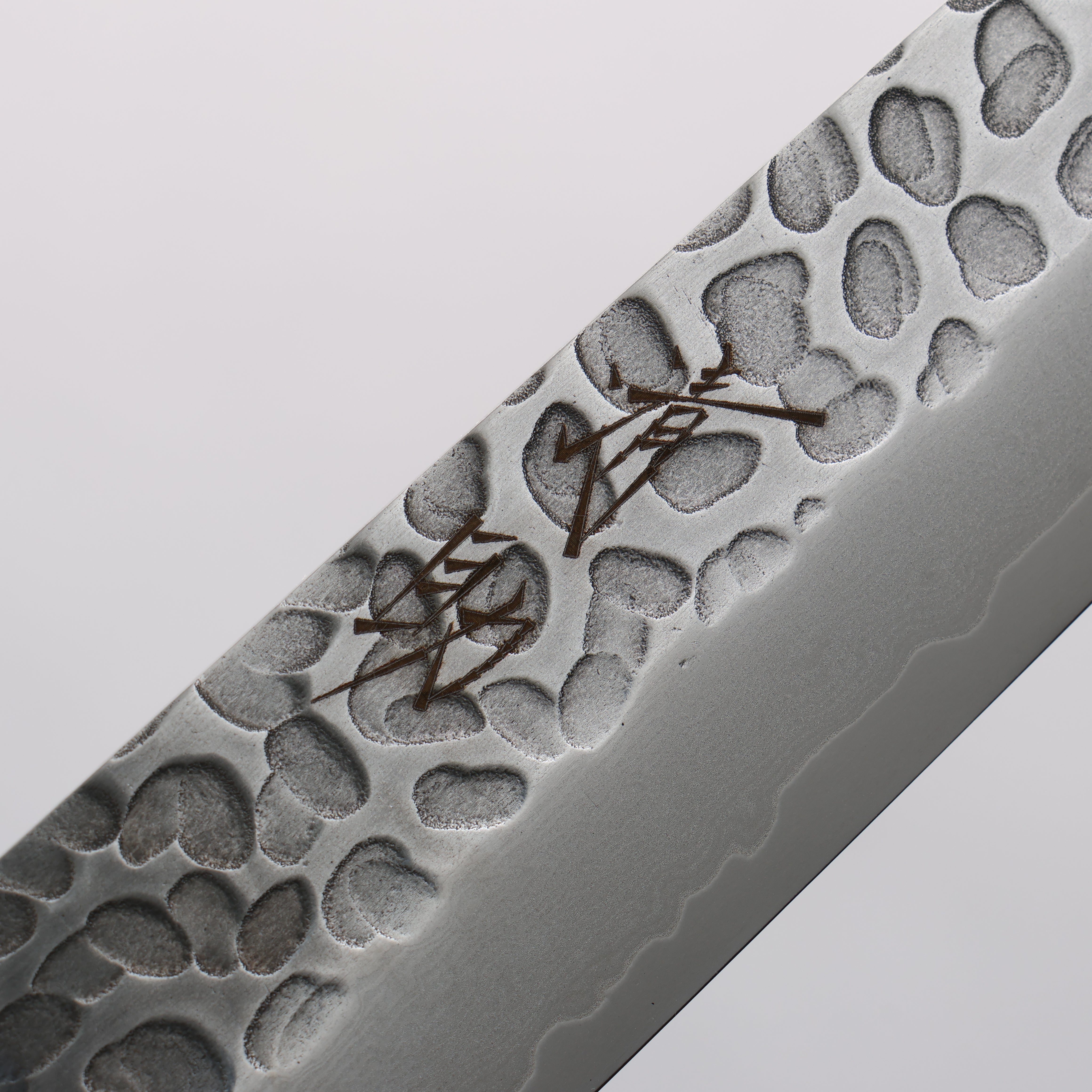 Seisuke VG10 33 Layer Hammered Damascus Sujihiki 210mm Black Pakka wood Handle - Seisuke Knife