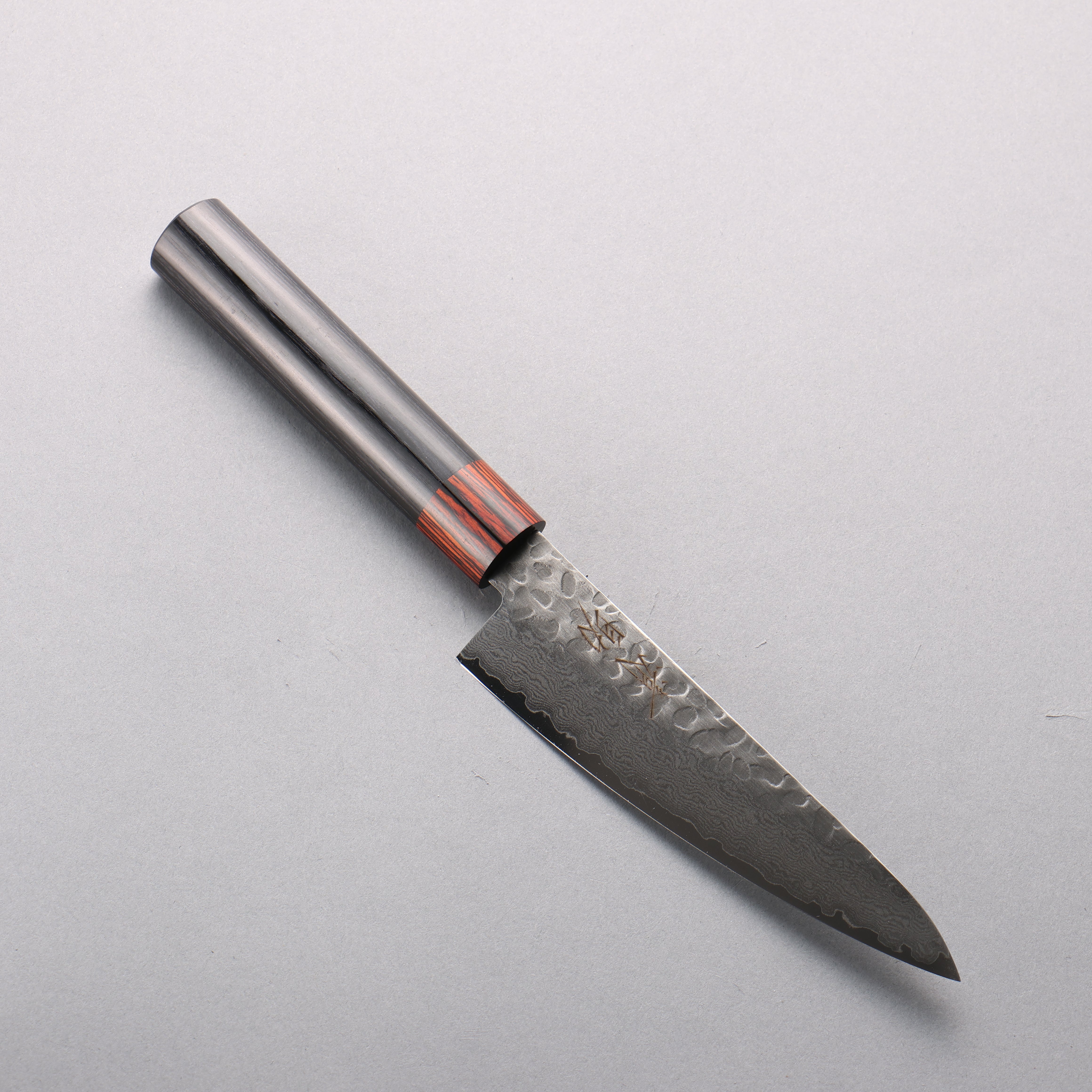 Seisuke VG10 33 Layer Hammered Damascus Small Santoku 135mm Black Pakka wood Handle - Seisuke Knife