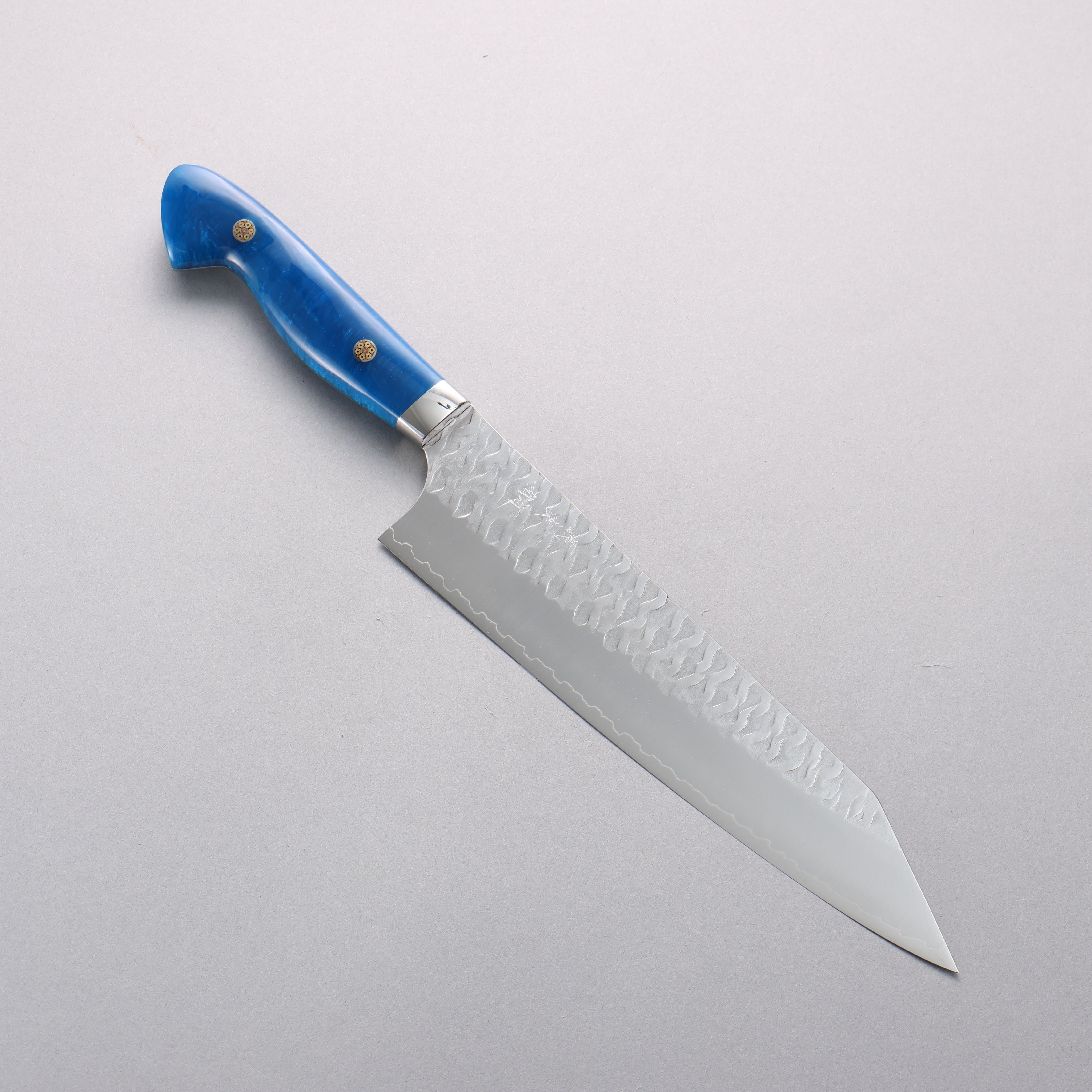 Yoshimi Kato Nami SPG STRIX Hammered Kiritsuke Gyuto 210mm Blue Acrylic Handle - Seisuke Knife