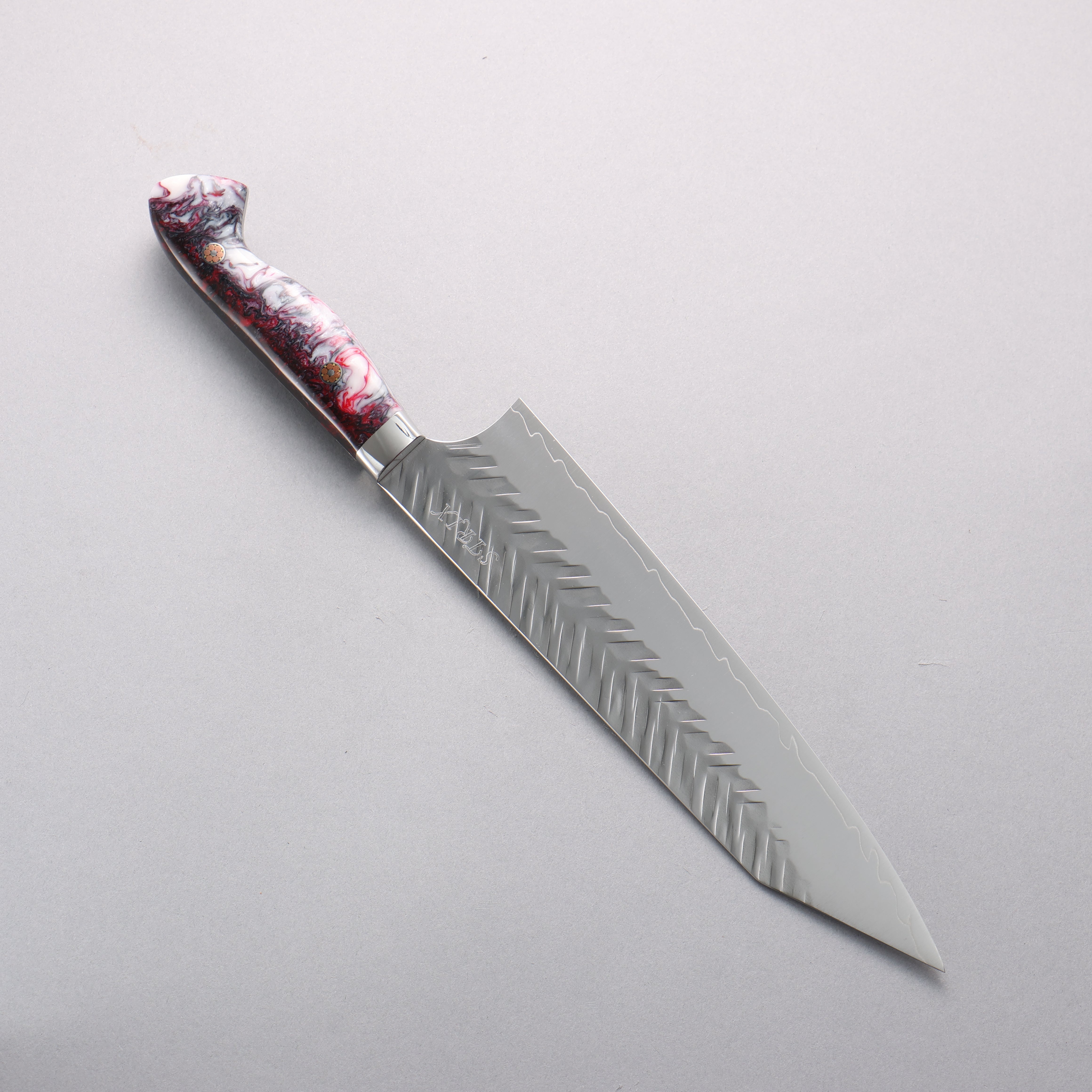 Yoshimi Kato SPG STRIX Hammered (V) Kiritsuke Gyuto 210mm Red White Black Acrylic Handle - Seisuke Knife
