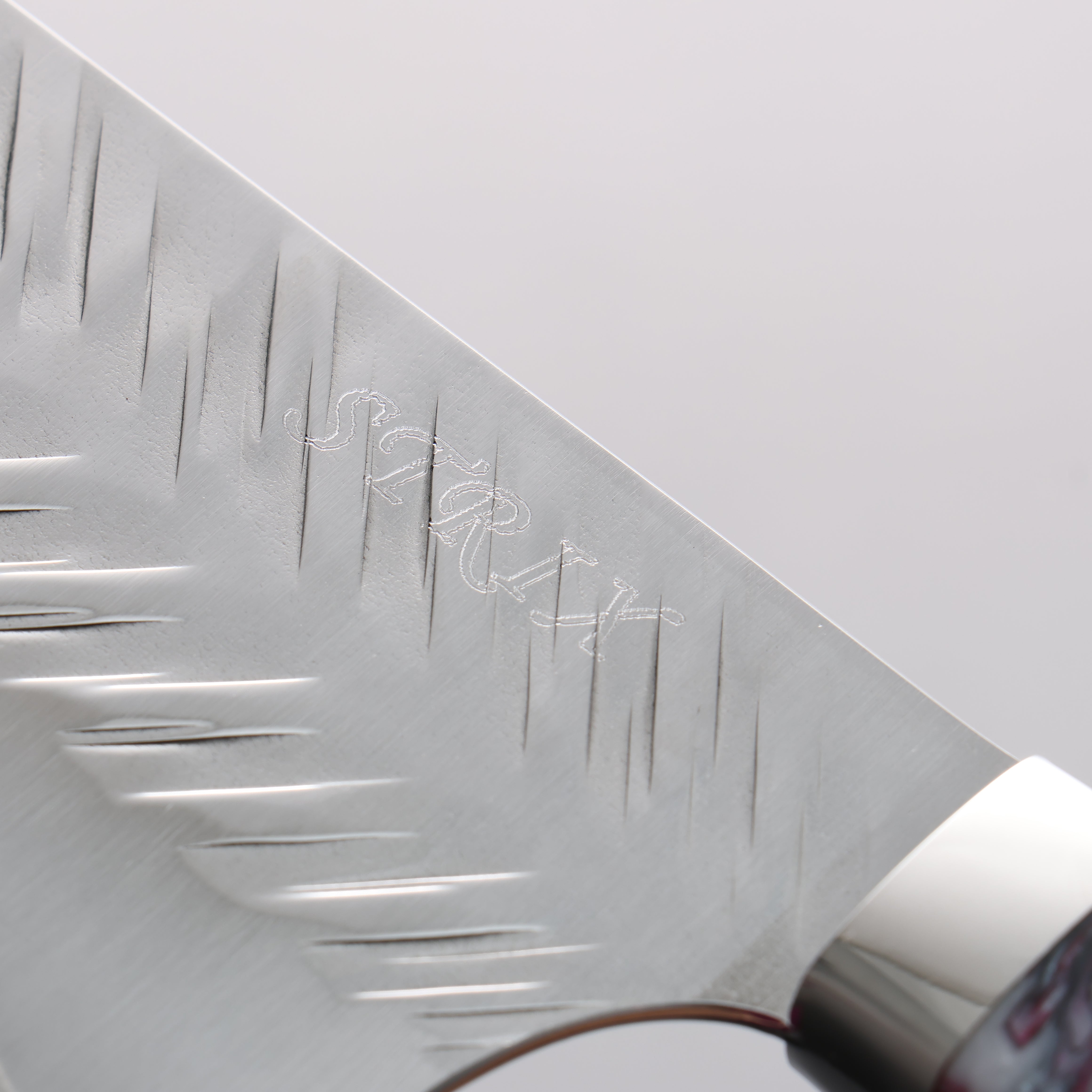 Yoshimi Kato SPG STRIX Hammered (V) Bunka (wide) 210mm Red White Black Acrylic Handle - Seisuke Knife