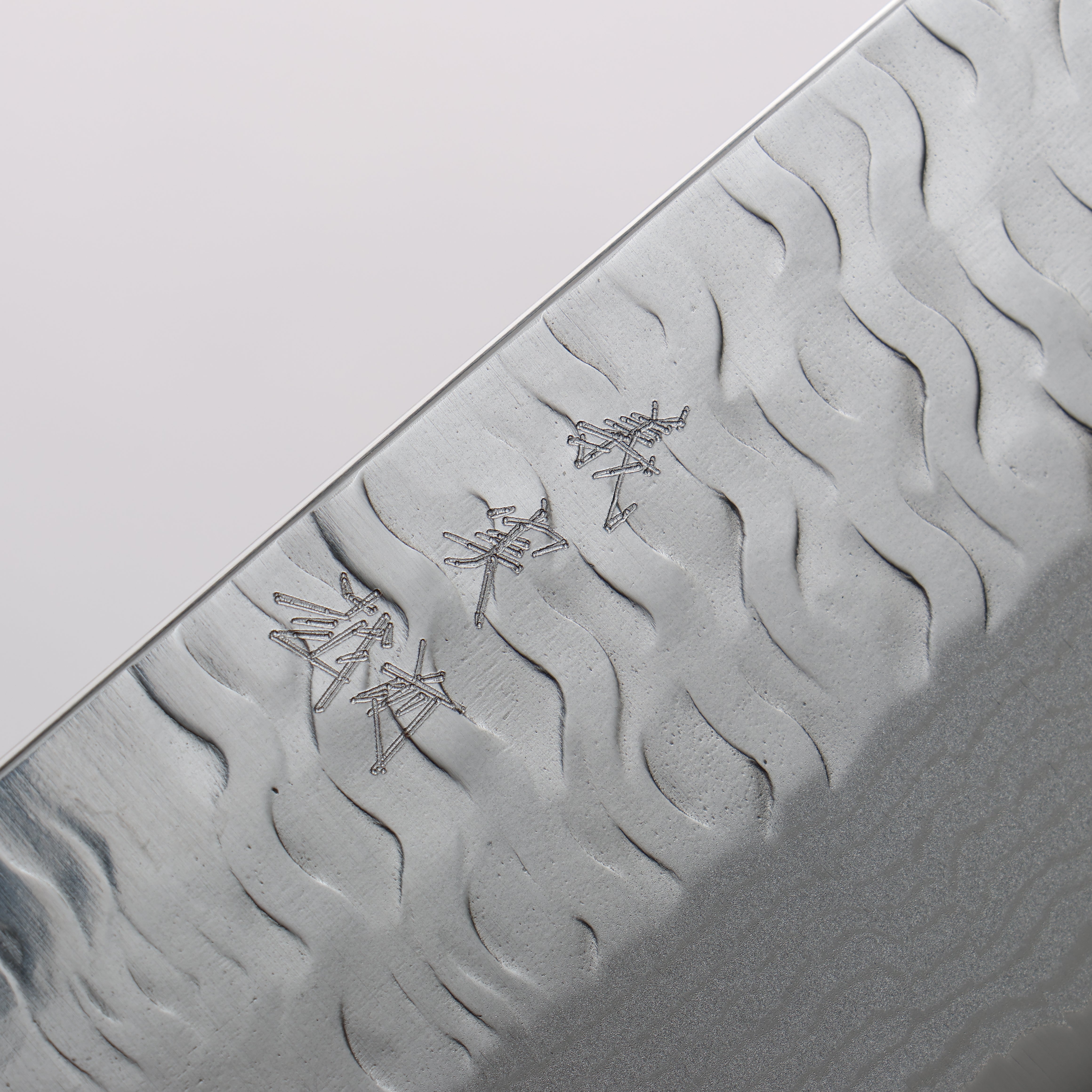 Yoshimi Kato Nami VG-XEOS Hammered Damascus Nakiri 165mm Ebony Wood & White Ring Handle - Seisuke Knife