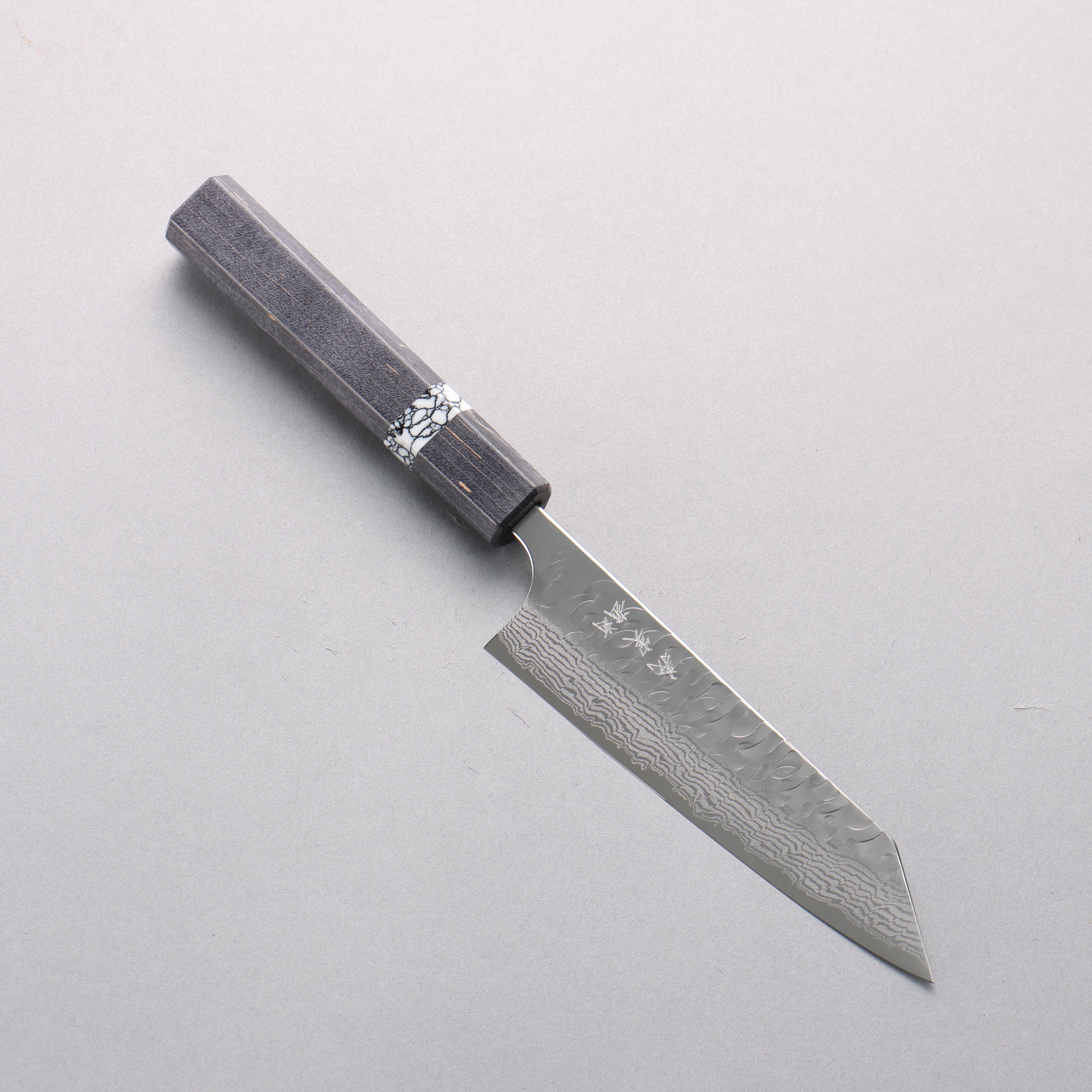 Yoshimi Kato Nami VG-XEOS Hammered Damascus Small Bunka 130mm Black Stabilized Wood (White Turquoise Ring) Handle - Seisuke Knife