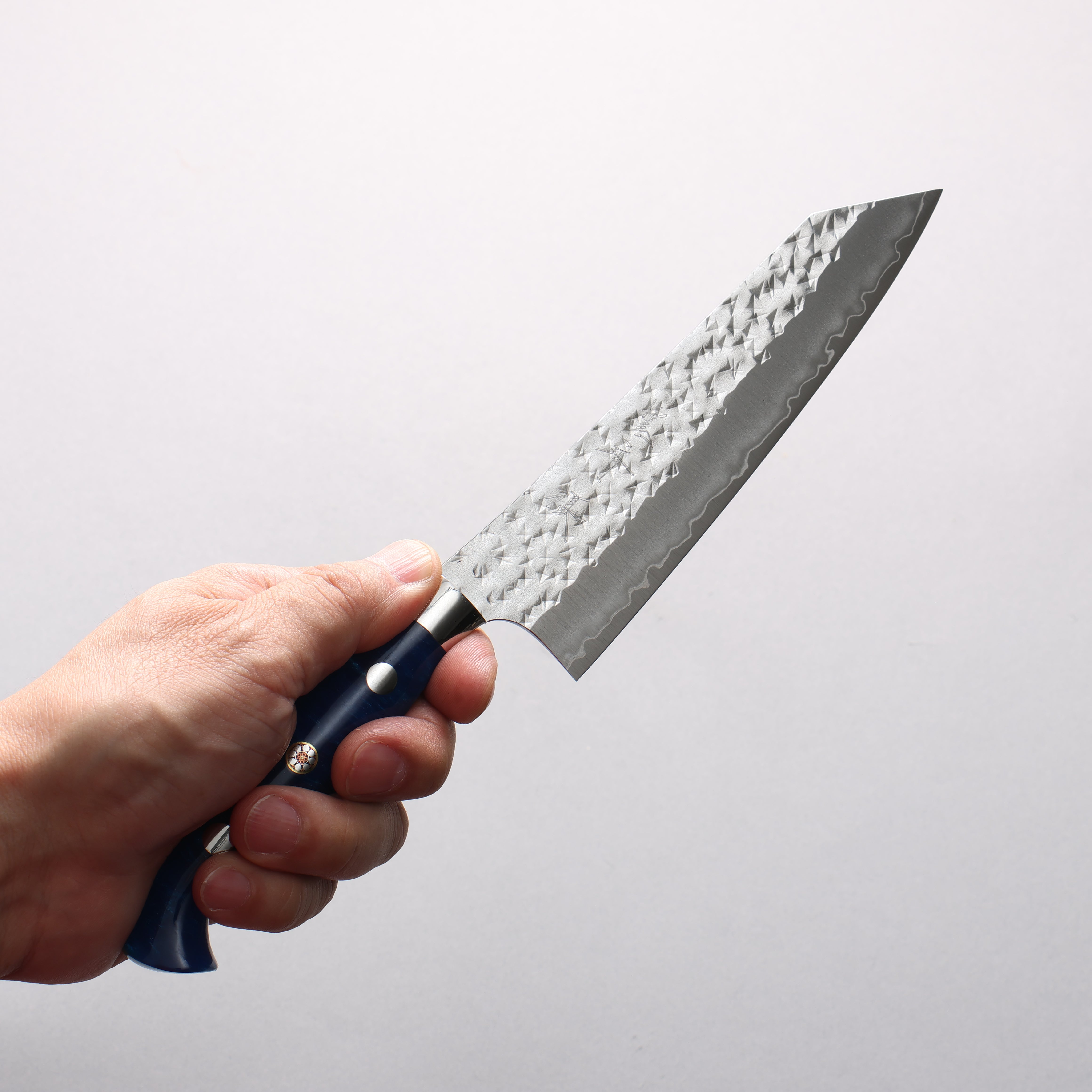 Yu Kurosaki Senko Ei SG2 Hammered Small Bunka 150mm Blue Marble Acrylic Handle - Seisuke Knife