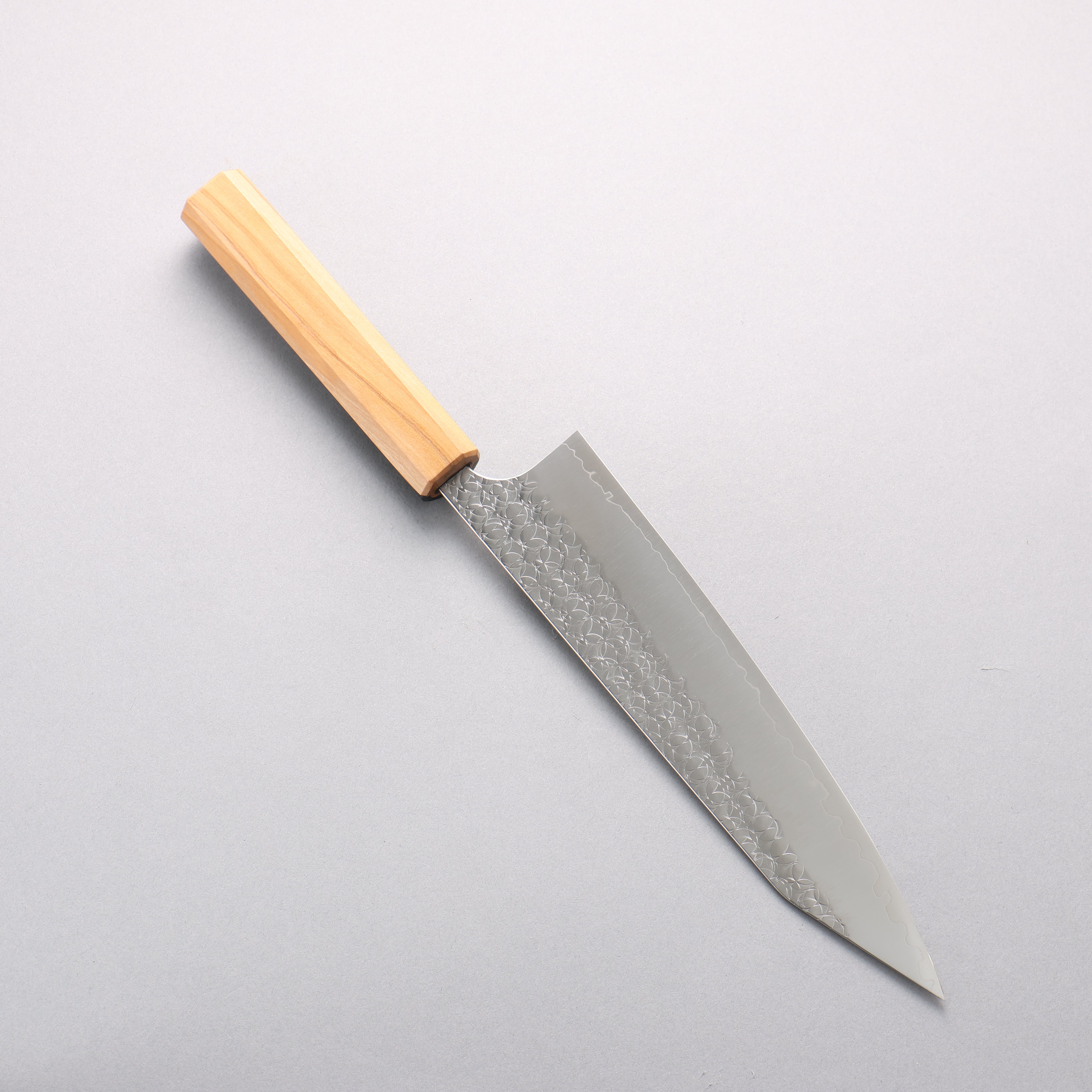 Yoshimi Kato Minamo SG2 Hammered Kiritsuke Gyuto 210mm Olive Tree and Black Resin Handle - Seisuke Knife