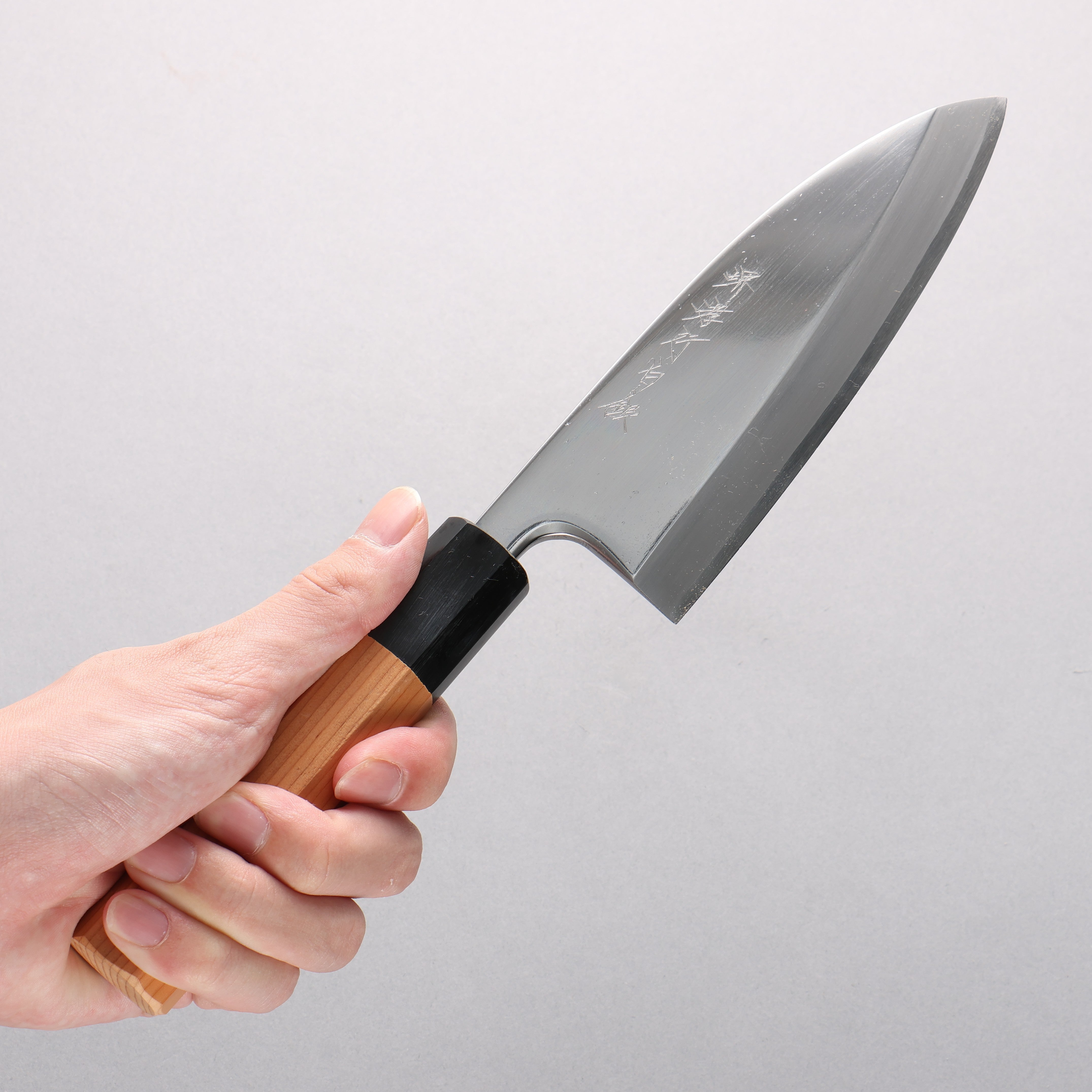 Sakai Takayuki Hakugin INOX Mirrored Finish Deba 150mm with Yew Handle - Seisuke Knife