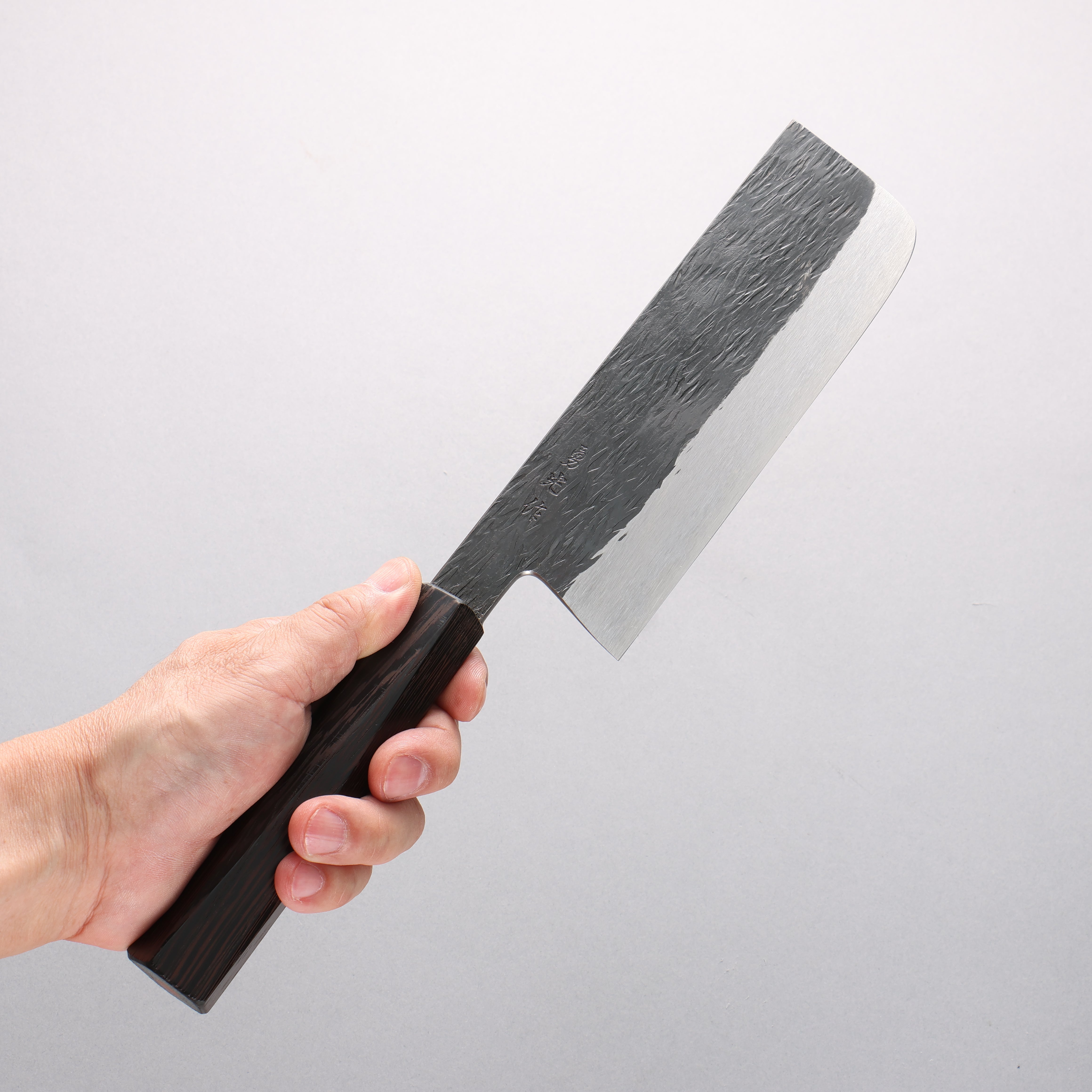 Isamitsu Abe Blue Super Hammered Black Finished Nakiri 165mm Pentagonal Shitan Handle - Seisuke Knife