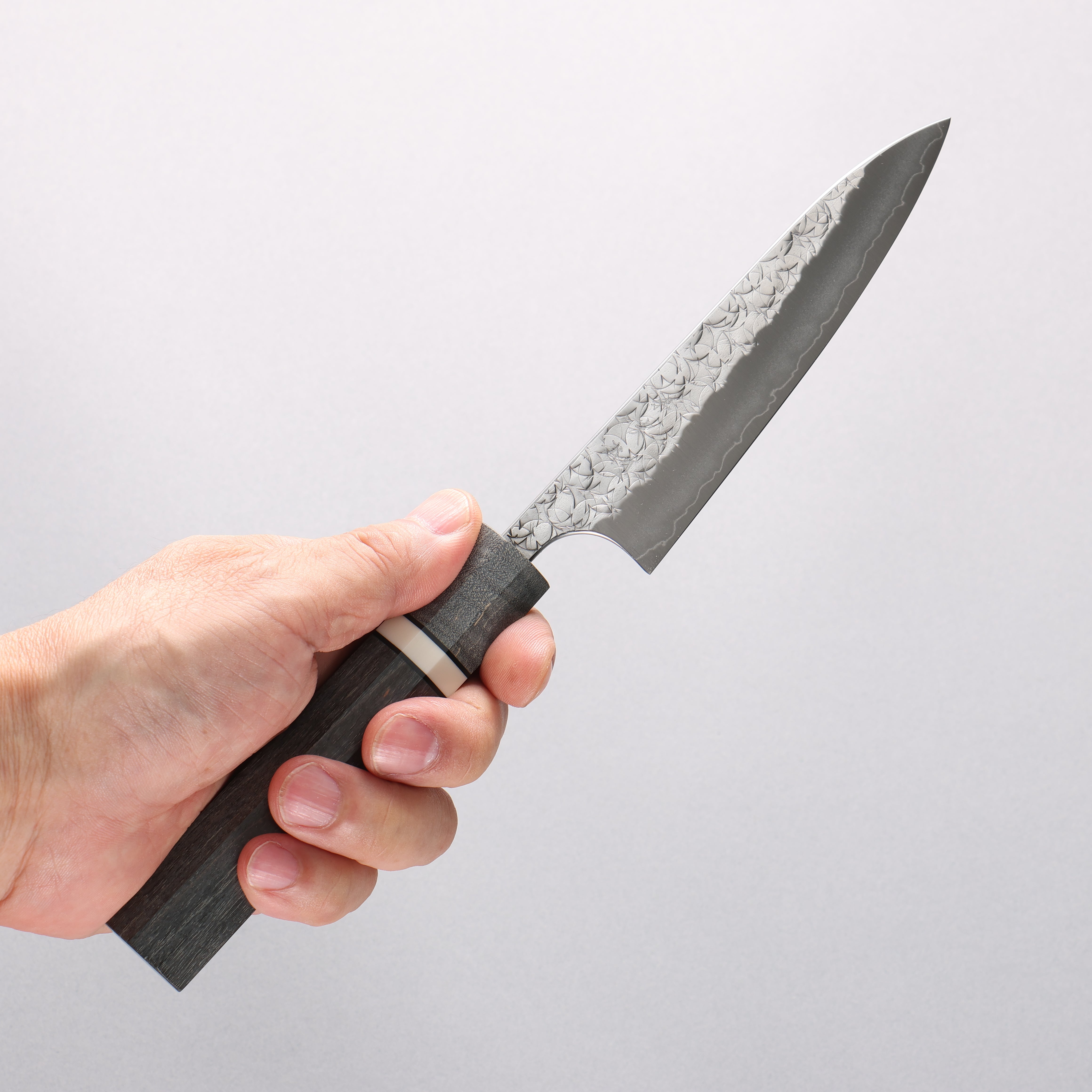 Yoshimi Kato Minamo SG2 Hammered Petty-Utility 120mm Gray Stabilized Wood (White Ring) Handle - Seisuke Knife
