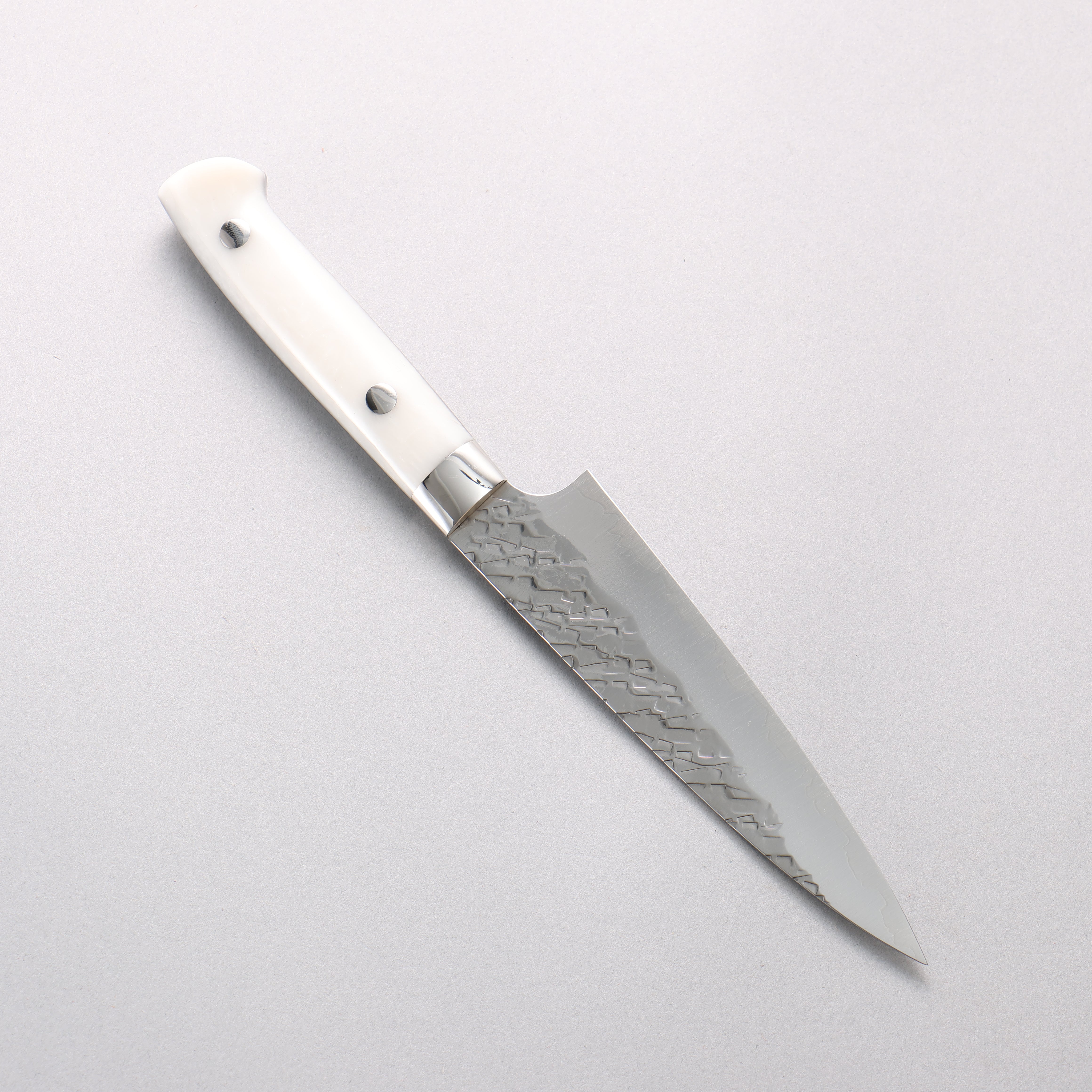 Takeshi Saji SPG STRIX Hammered Migaki Finished Petty-Utility 130mm White Acrylic Handle - Seisuke Knife